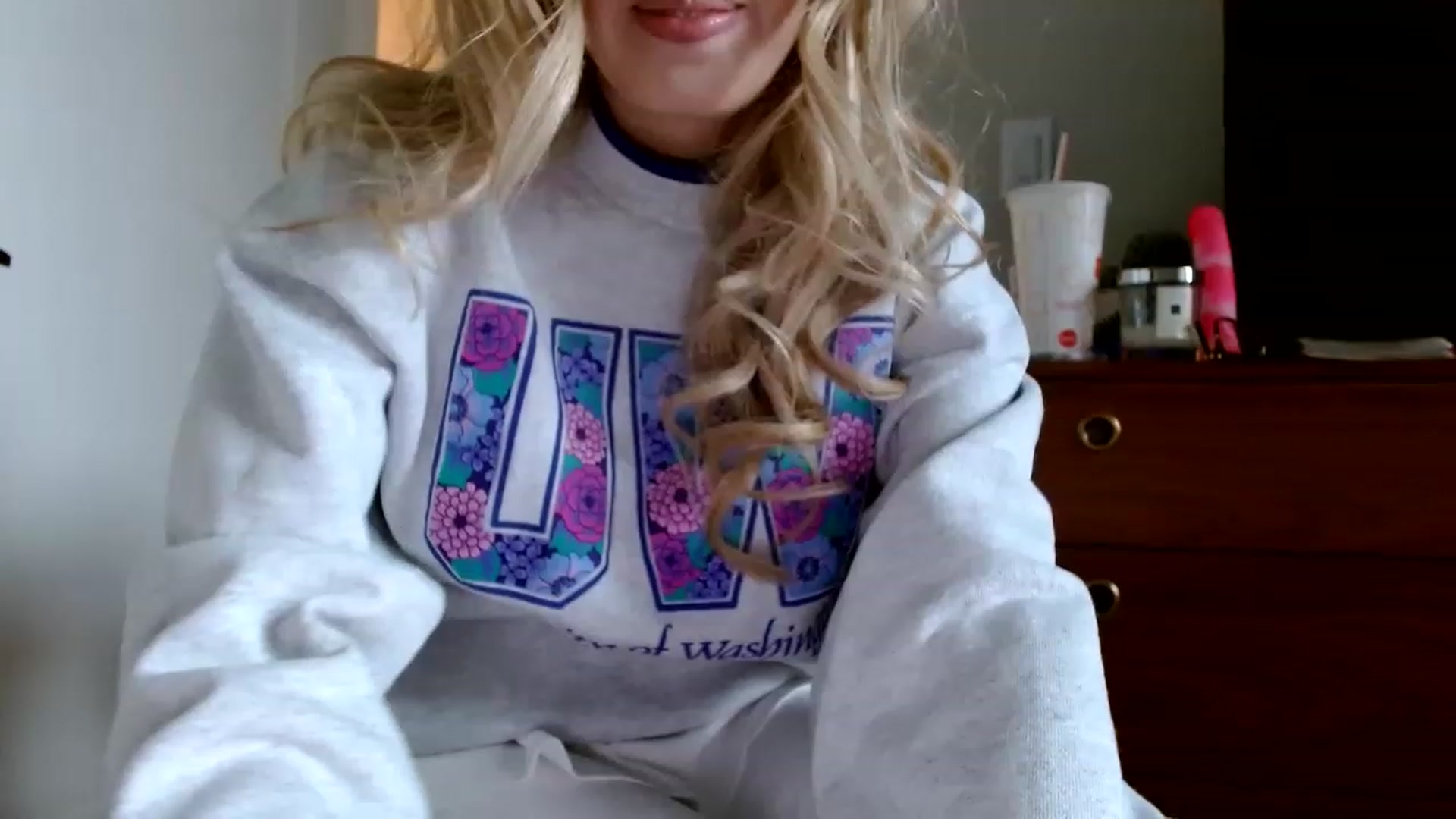 Gallery image thumbnail from Vegansoda's myfreecams stream on, 02/20/2023, 23:23 image 20 of 20