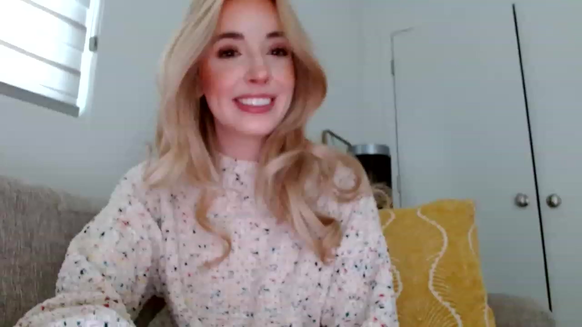 Gallery image thumbnail from Vegansoda's myfreecams stream on, 04/18/2023, 18:53 image 14 of 20