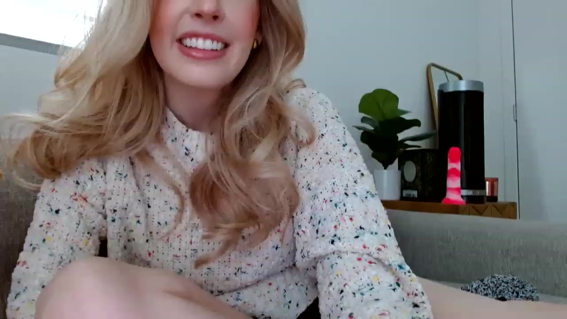 Gallery image thumbnail from Vegansoda's myfreecams stream on, 04/18/2023, 18:53 image 2 of 20