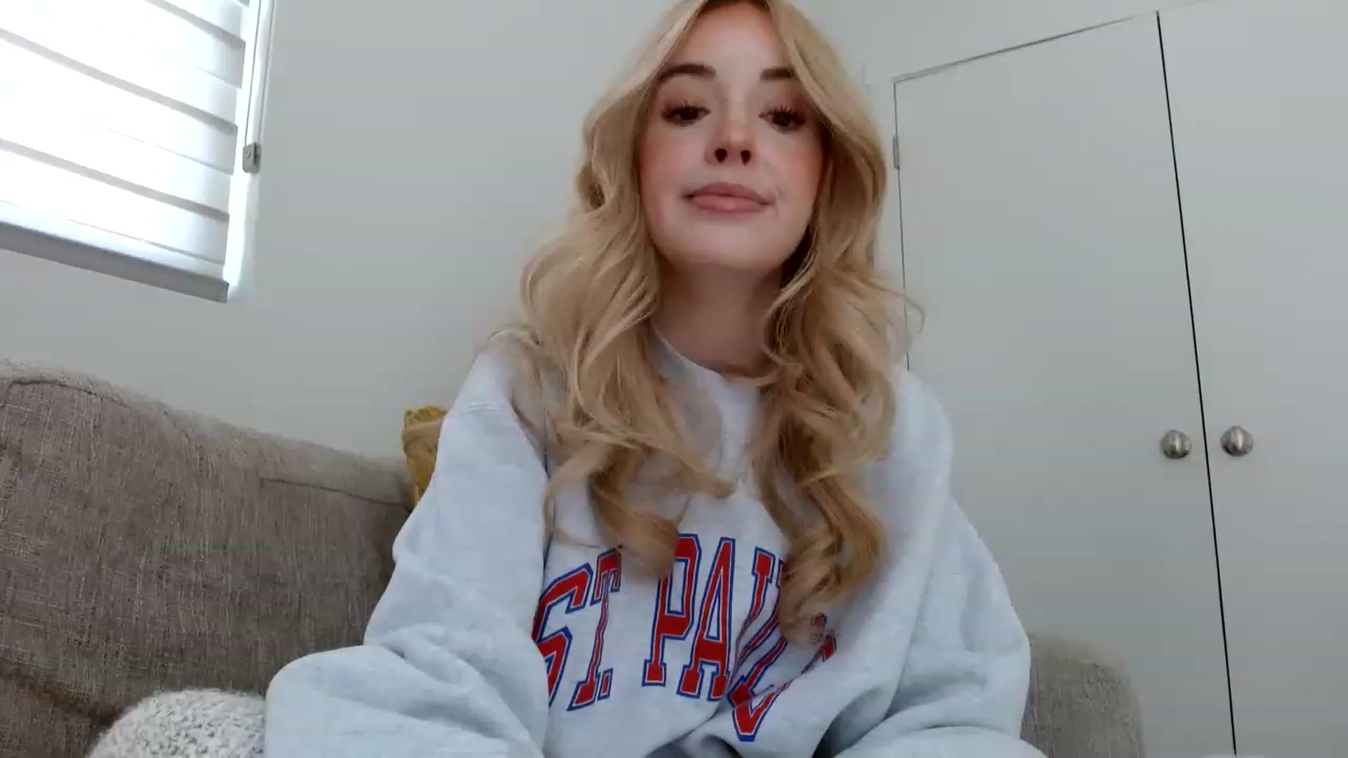 Gallery image thumbnail from Vegansoda's myfreecams stream on, 04/20/2023, 22:19 image 1 of 20