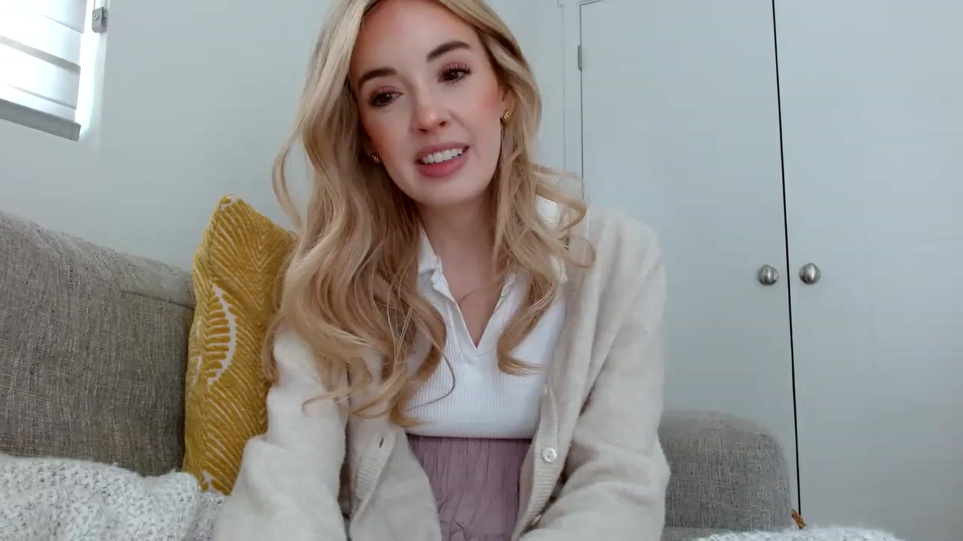 Gallery image thumbnail from Vegansoda's myfreecams stream on, 04/21/2023, 20:24 image 1 of 20
