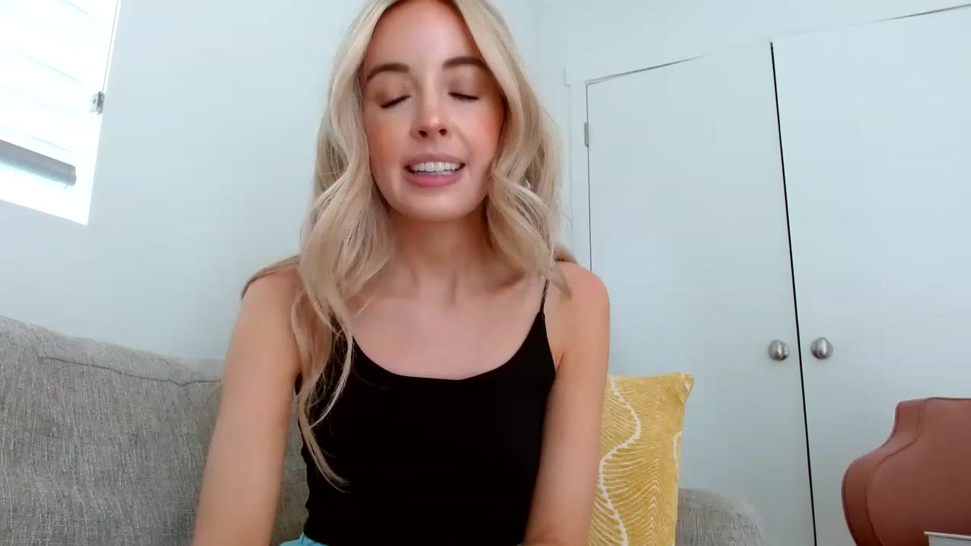 Gallery image thumbnail from Vegansoda's myfreecams stream on, 05/11/2023, 23:48 image 8 of 20