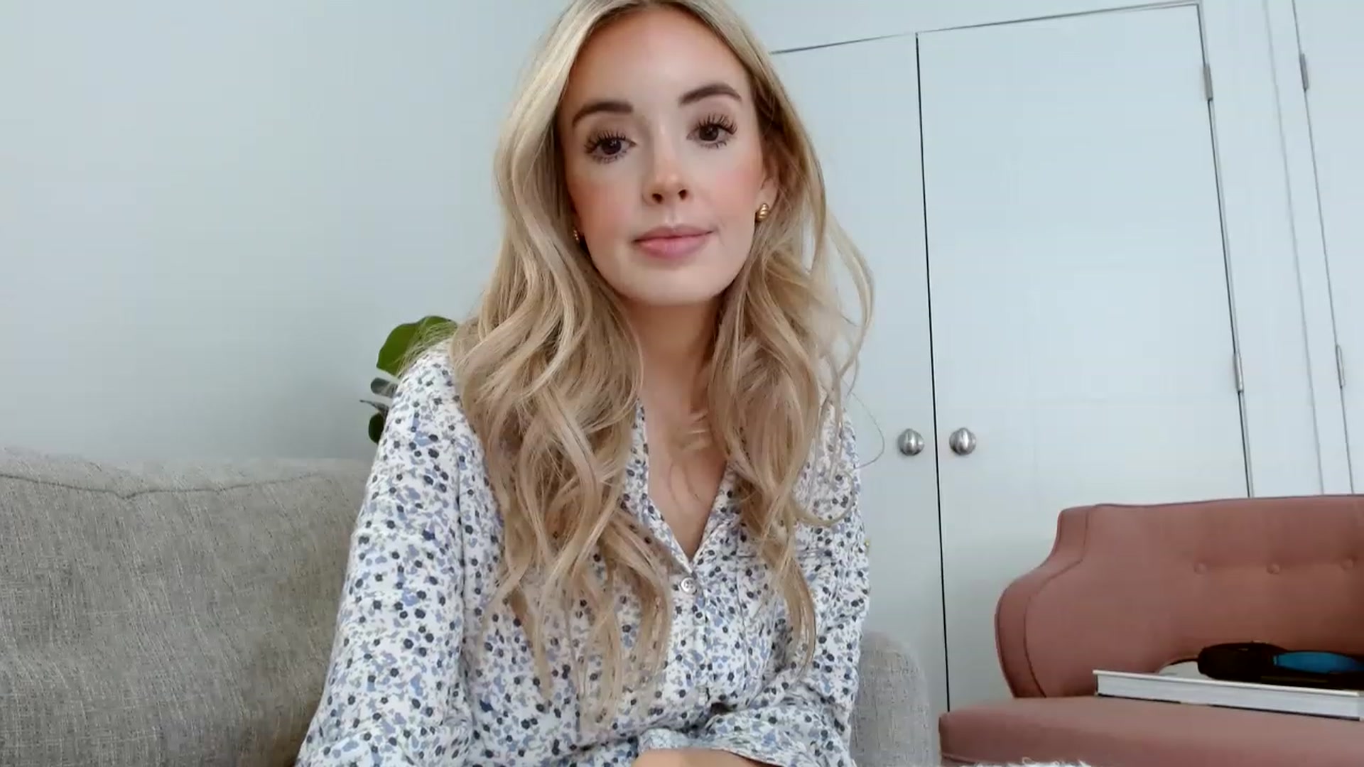 Gallery image thumbnail from Vegansoda's myfreecams stream on, 05/12/2023, 17:59 image 18 of 20