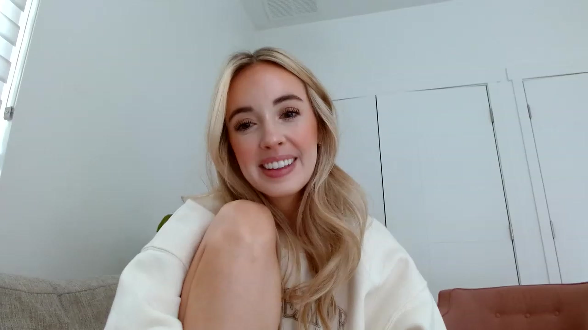 Gallery image thumbnail from Vegansoda's myfreecams stream on, 05/13/2023, 19:25 image 5 of 20