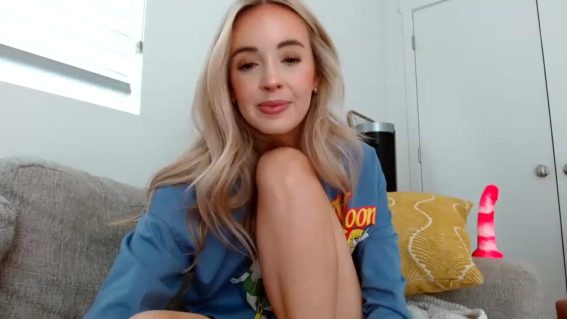 Gallery image thumbnail from Vegansoda's myfreecams stream on, 05/20/2023, 23:52 image 1 of 20