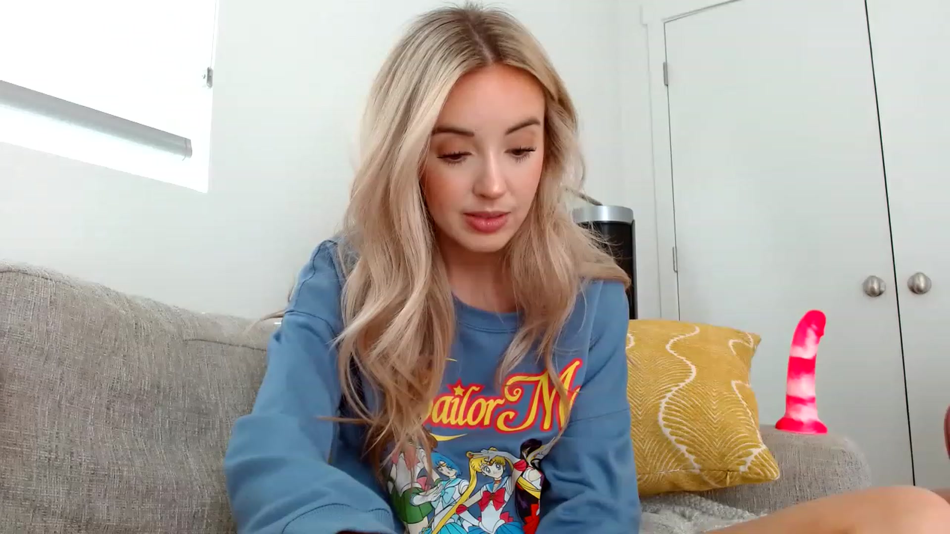 Gallery image thumbnail from Vegansoda's myfreecams stream on, 05/20/2023, 23:52 image 9 of 20