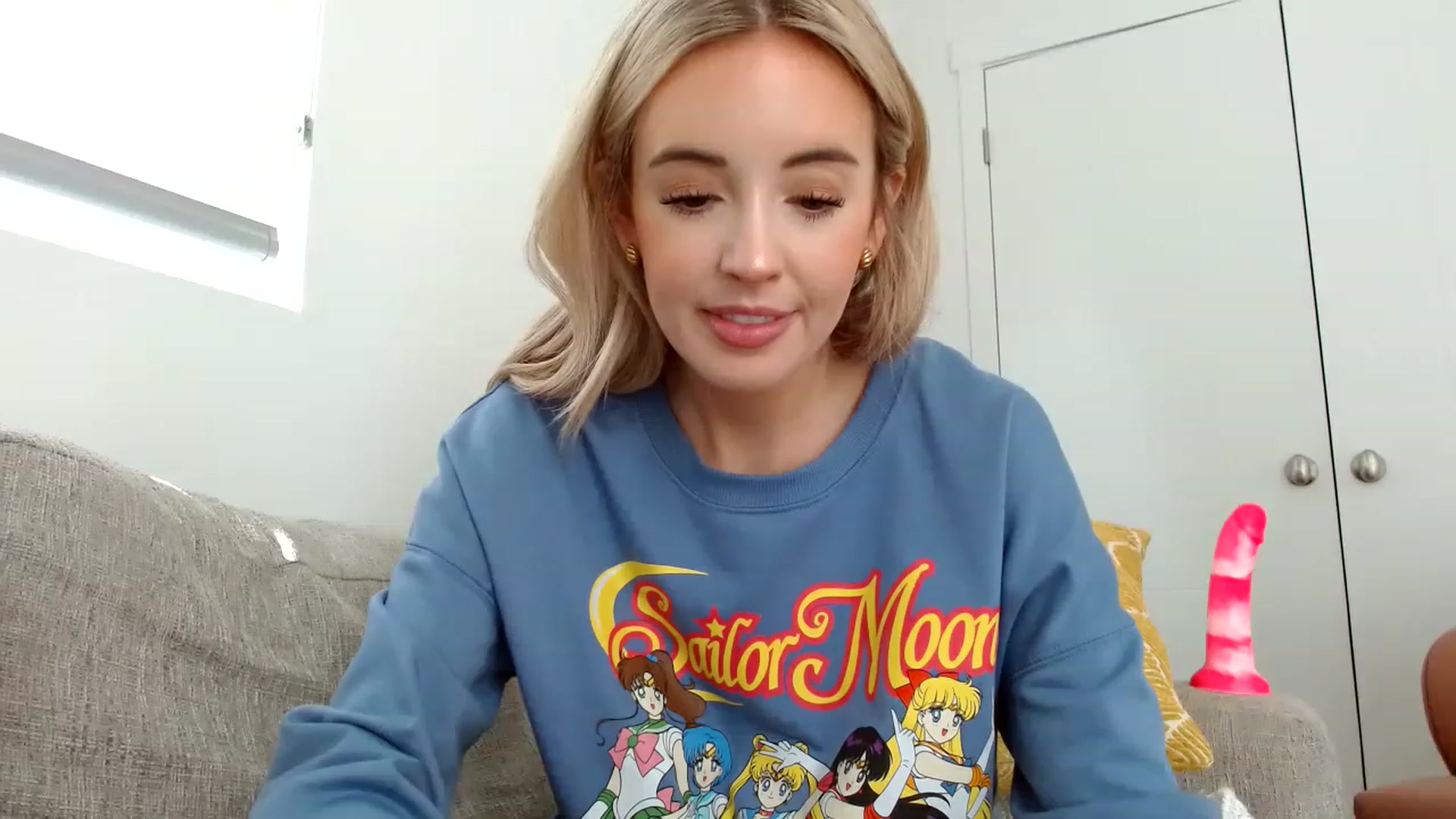 Gallery image thumbnail from Vegansoda's myfreecams stream on, 05/20/2023, 23:52 image 17 of 20