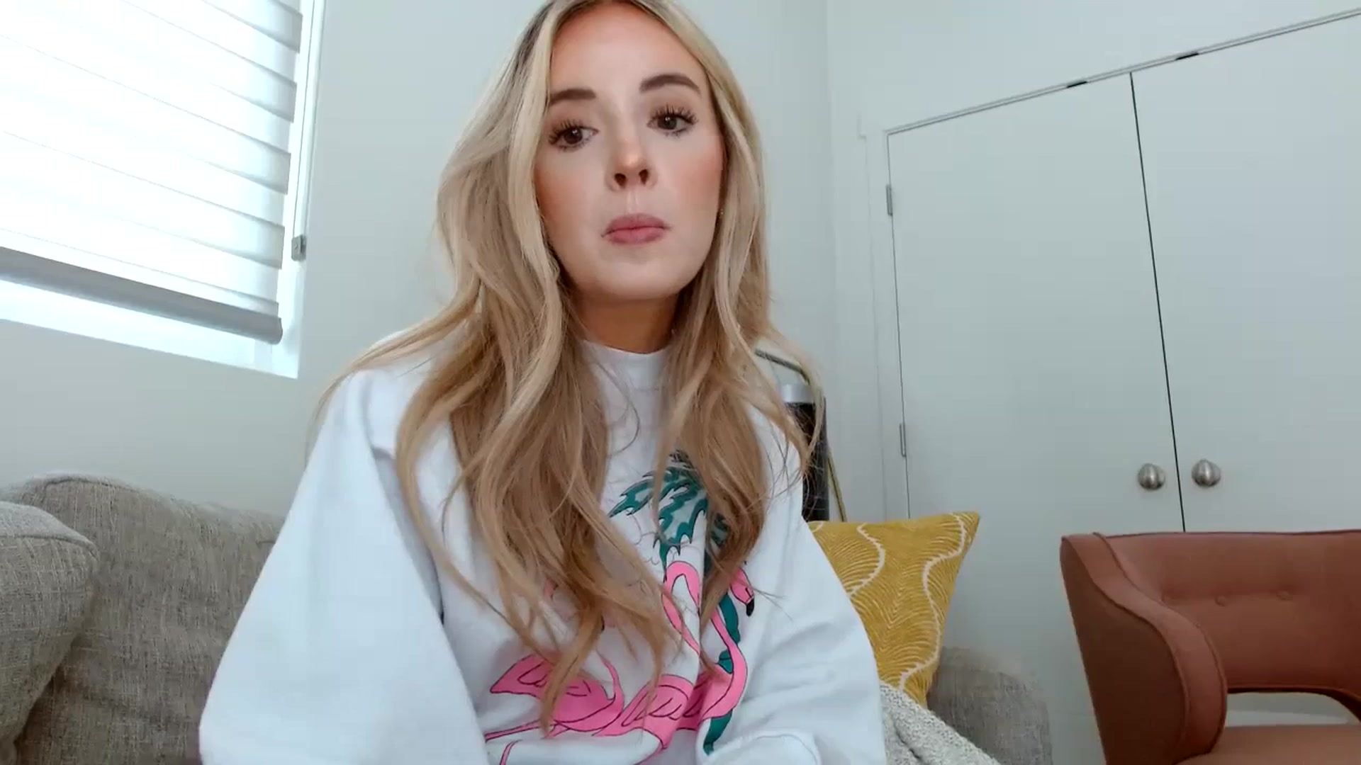 Gallery image thumbnail from Vegansoda's myfreecams stream on, 05/31/2023, 21:59 image 10 of 20