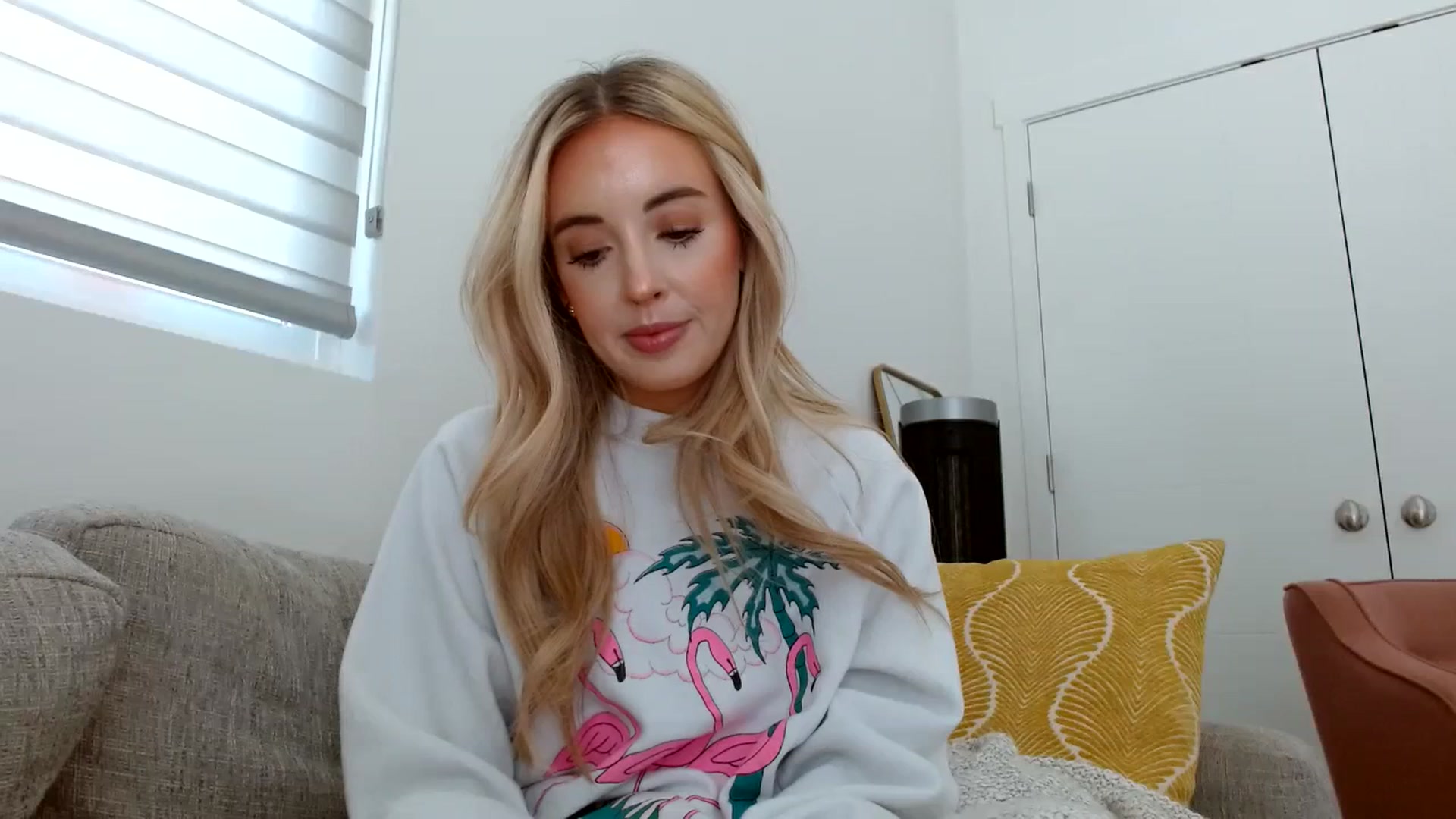 Gallery image thumbnail from Vegansoda's myfreecams stream on, 05/31/2023, 21:59 image 1 of 20