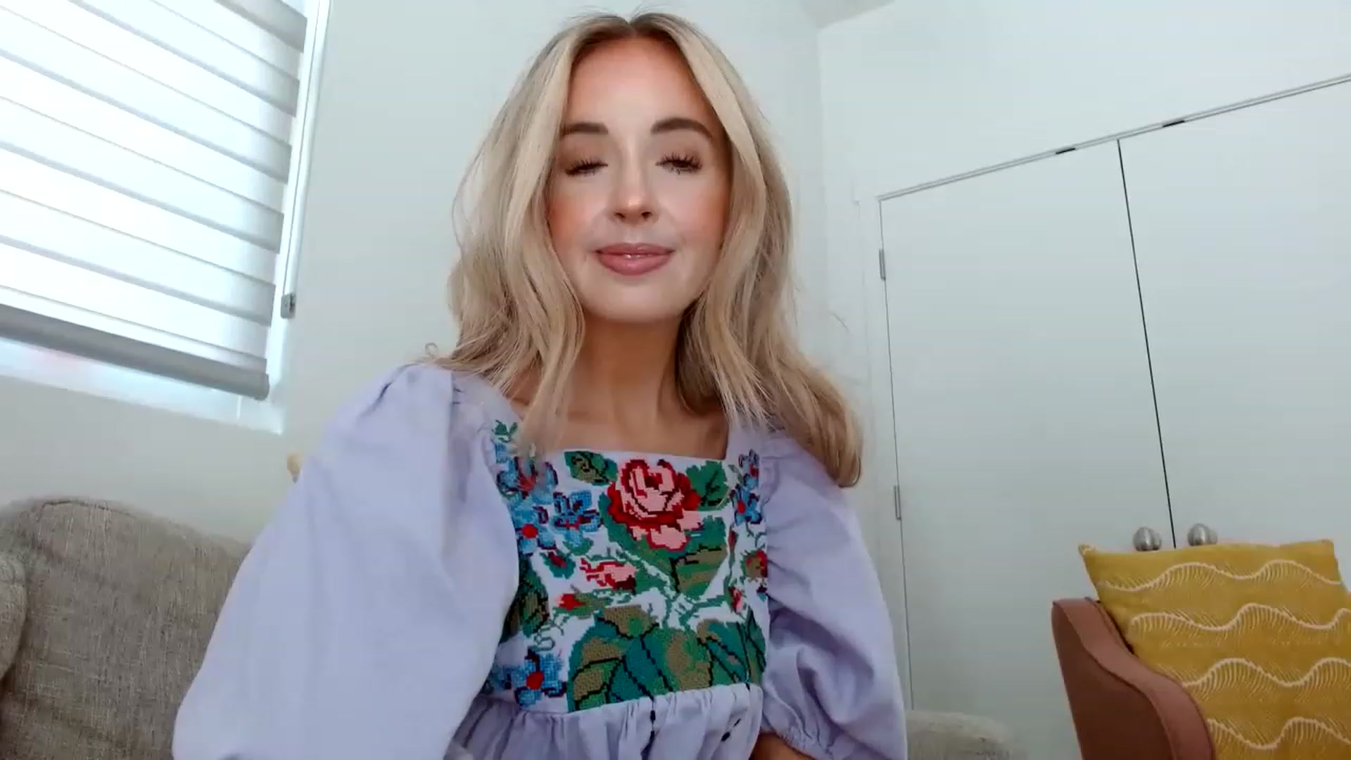 Gallery image thumbnail from Vegansoda's myfreecams stream on, 06/04/2023, 20:21 image 6 of 20