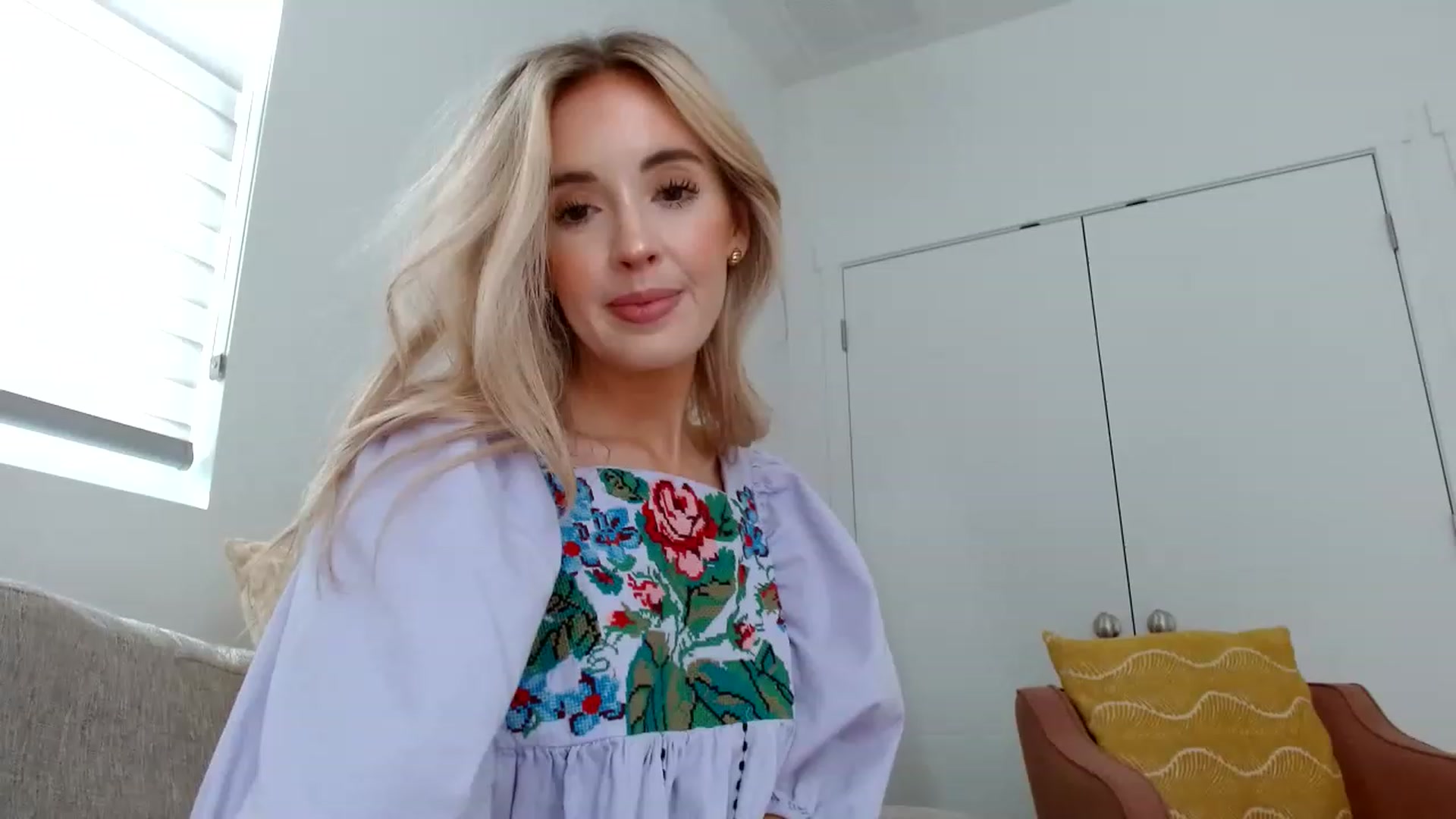 Gallery image thumbnail from Vegansoda's myfreecams stream on, 06/04/2023, 23:50 image 19 of 20