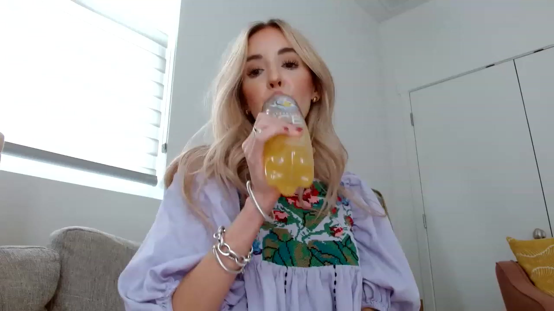 Gallery image thumbnail from Vegansoda's myfreecams stream on, 06/04/2023, 23:50 image 14 of 20