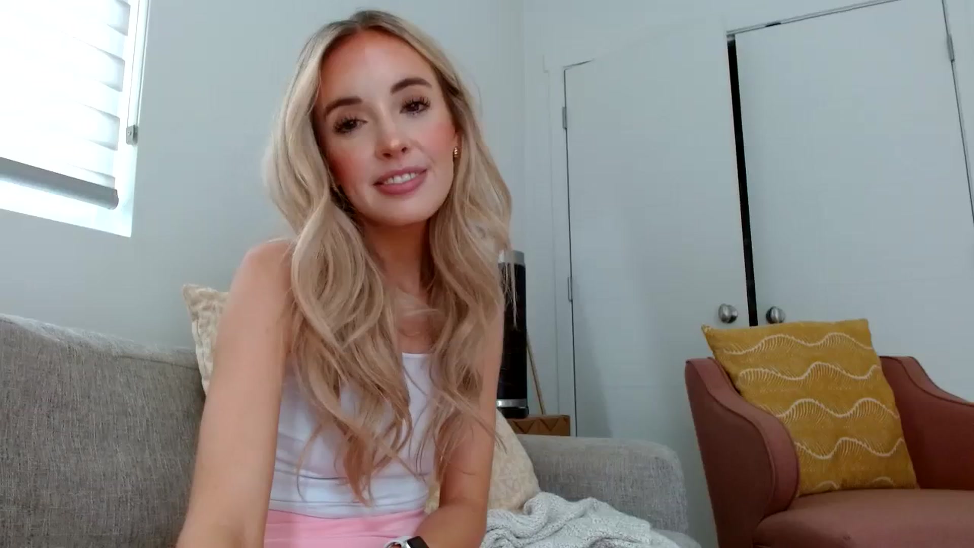 Gallery image thumbnail from Vegansoda's myfreecams stream on, 06/09/2023, 22:46 image 8 of 20