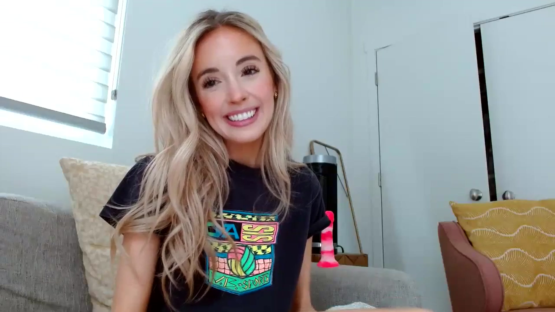 Gallery image thumbnail from Vegansoda's myfreecams stream on, 06/10/2023, 22:09 image 4 of 20
