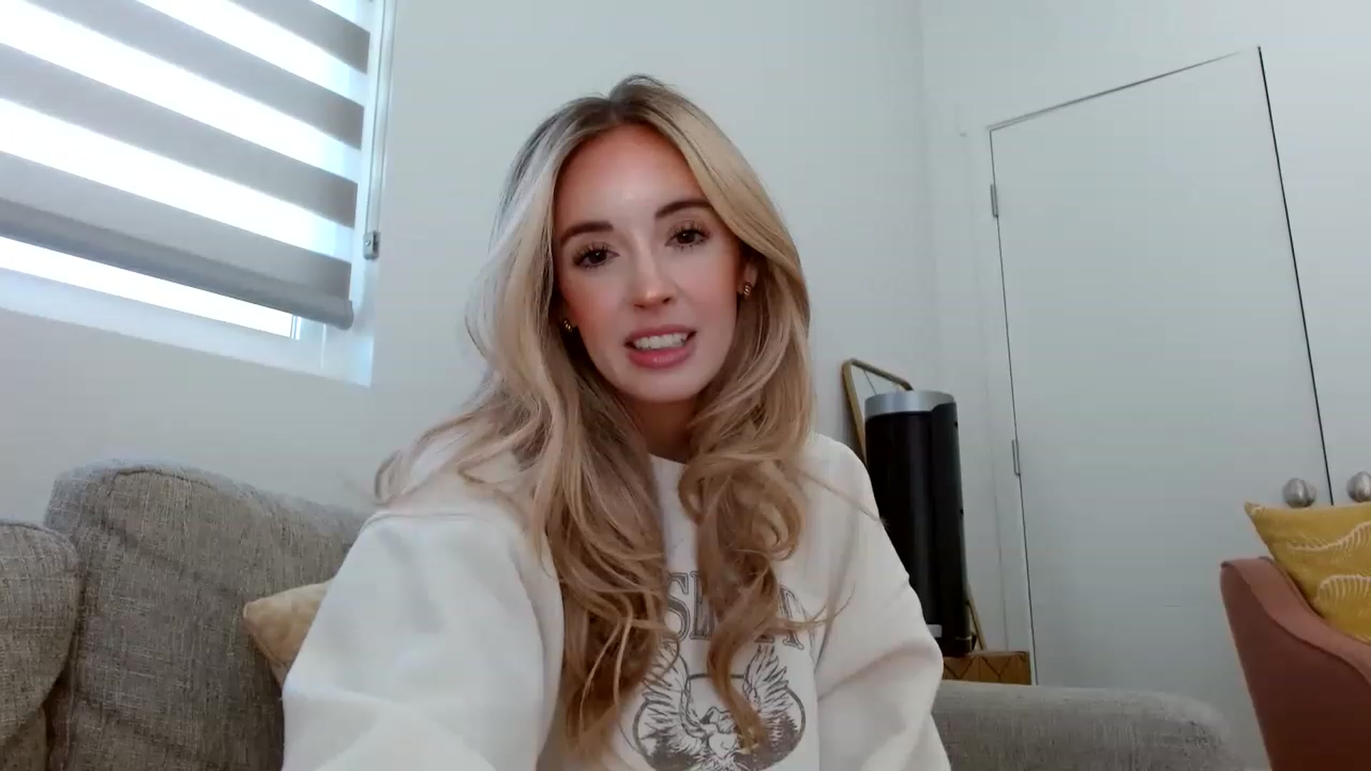 Gallery image thumbnail from Vegansoda's myfreecams stream on, 06/25/2023, 19:58 image 8 of 20