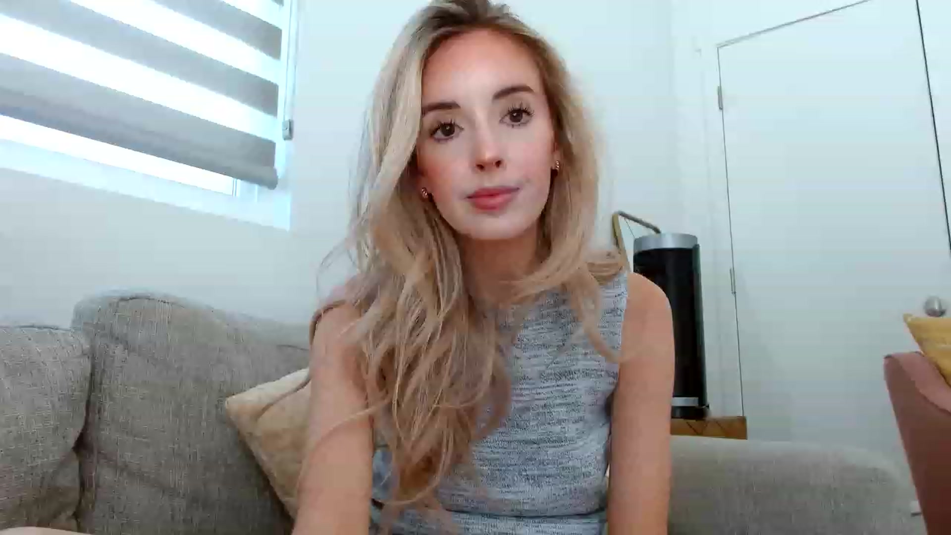 Gallery image thumbnail from Vegansoda's myfreecams stream on, 06/25/2023, 21:32 image 2 of 20