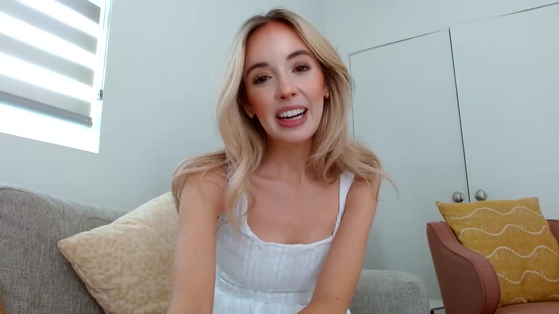 Gallery image thumbnail from Vegansoda's myfreecams stream on, 06/28/2023, 24:05 image 7 of 20