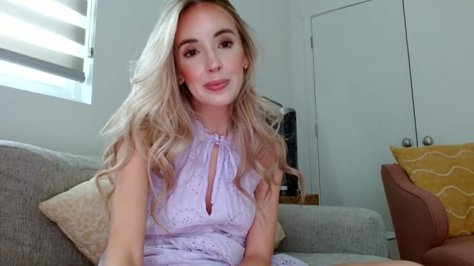 Gallery image thumbnail from Vegansoda's myfreecams stream on, 06/28/2023, 23:50 image 7 of 20