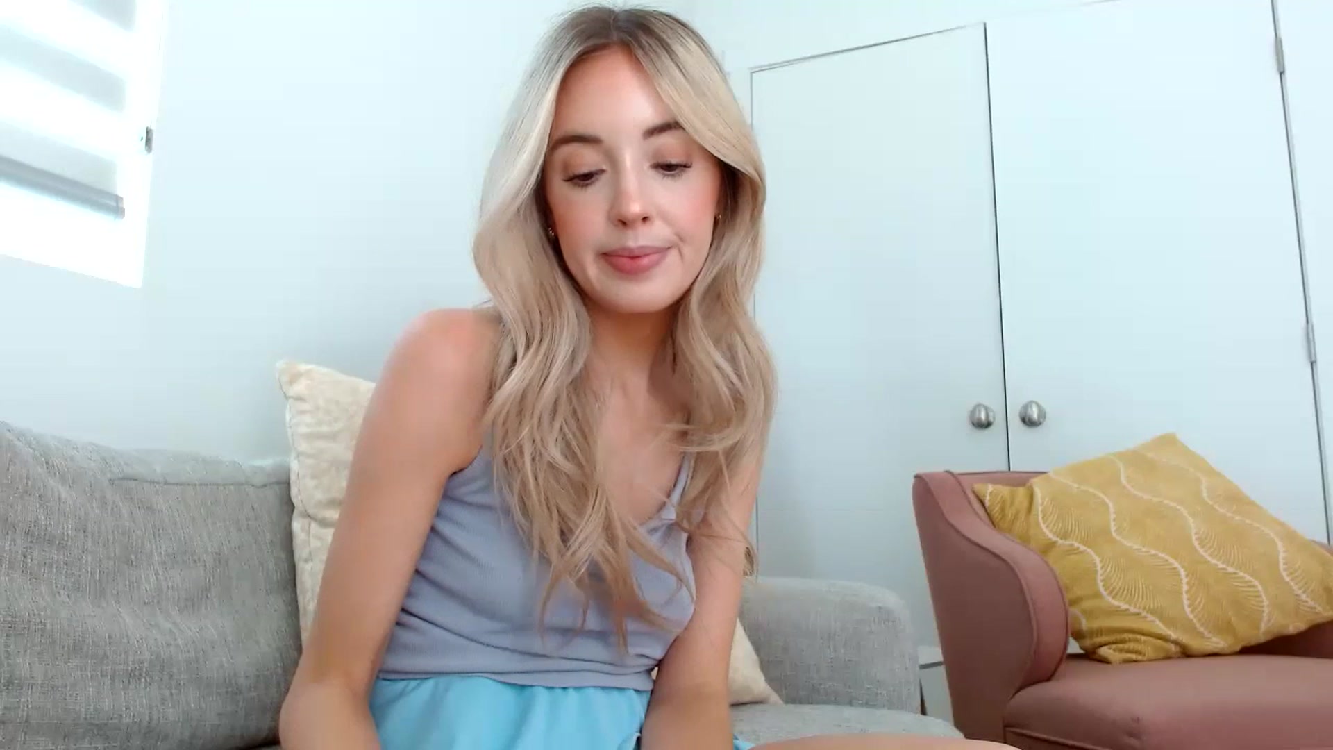 Gallery image thumbnail from Vegansoda's myfreecams stream on, 06/30/2023, 23:15 image 10 of 20
