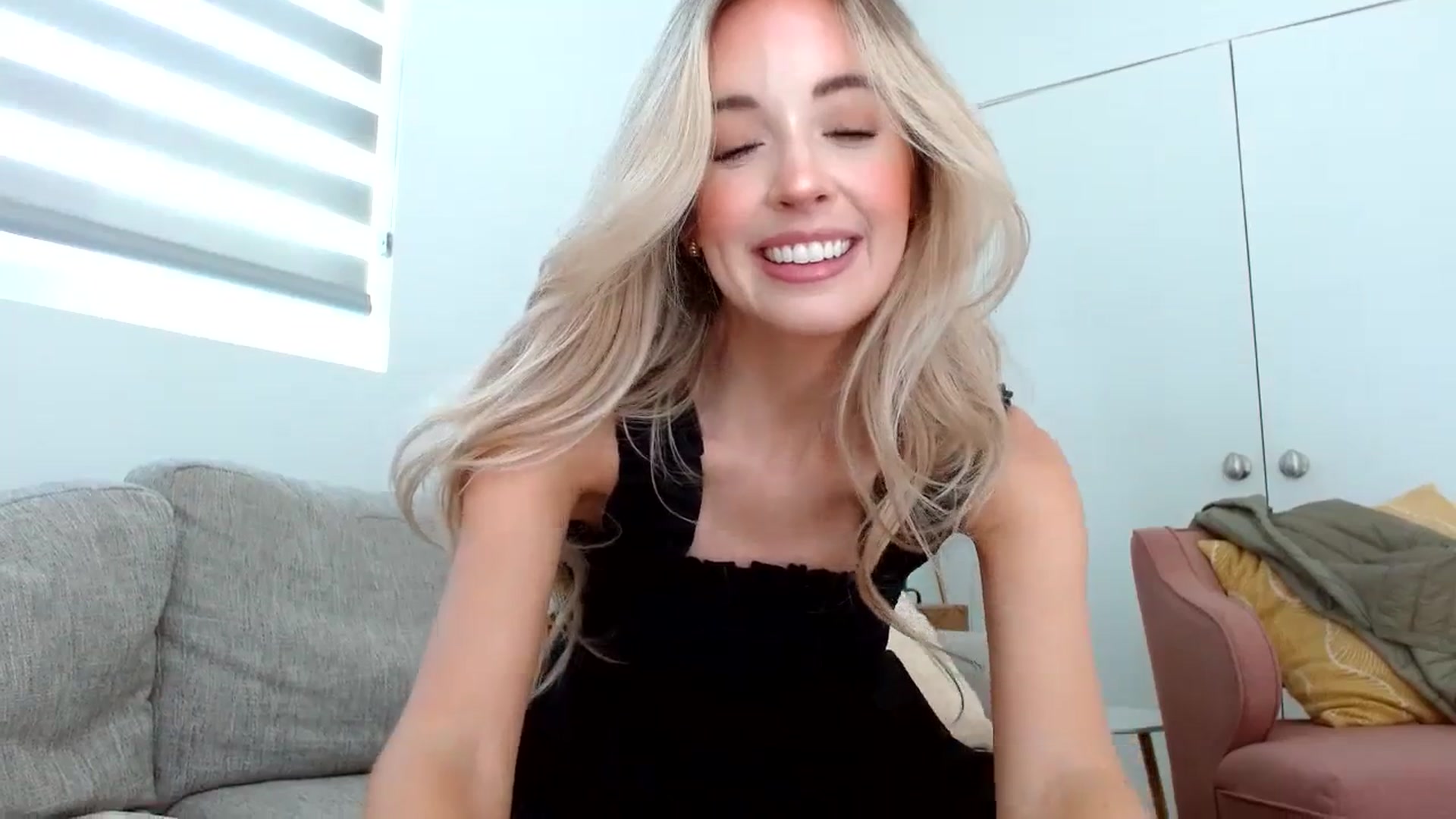Gallery image thumbnail from Vegansoda's myfreecams stream on, 07/05/2023, 24:04 image 6 of 20