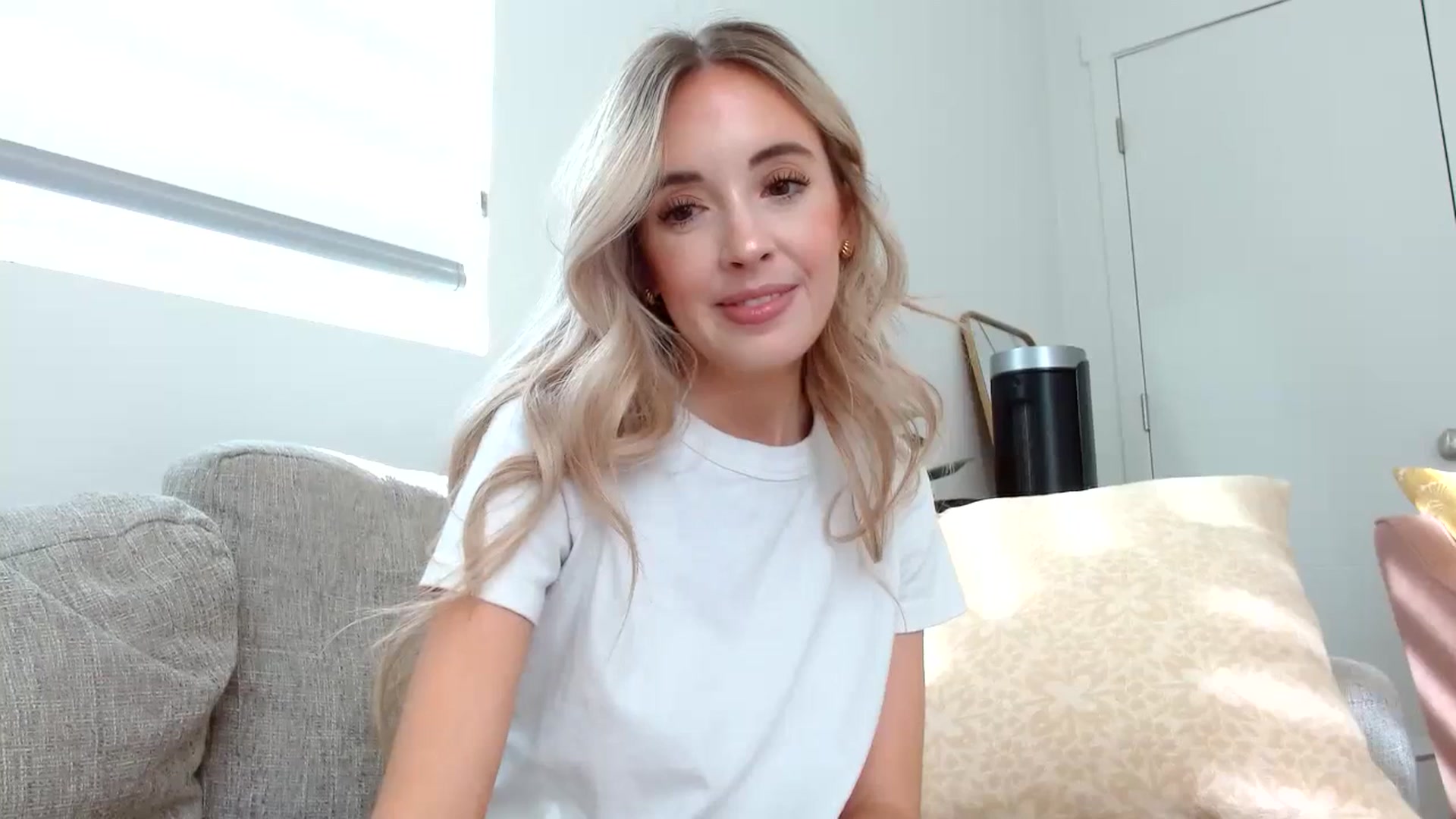 Gallery image thumbnail from Vegansoda's myfreecams stream on, 07/11/2023, 01:11 image 6 of 20