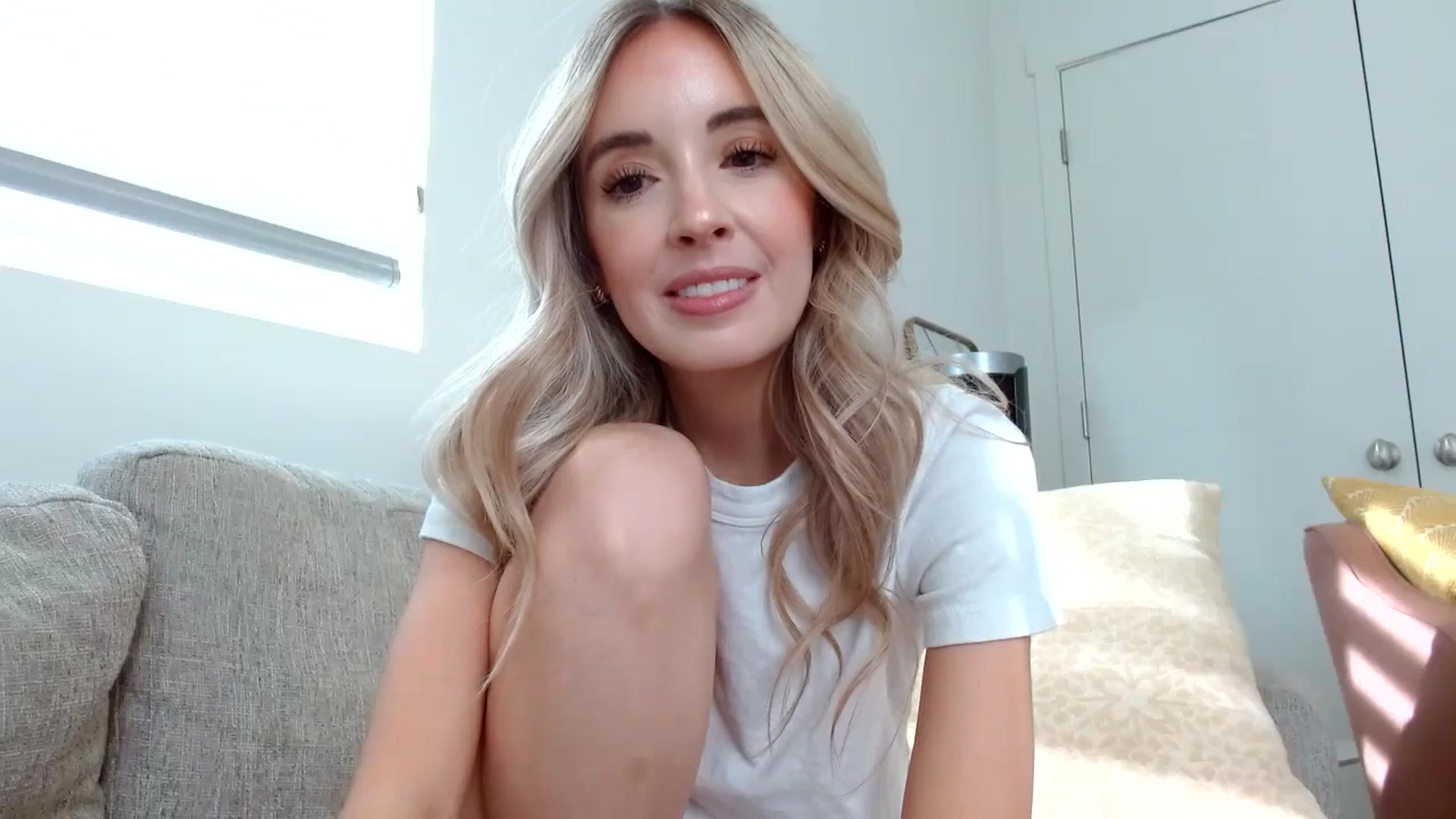 Gallery image thumbnail from Vegansoda's myfreecams stream on, 07/11/2023, 01:11 image 10 of 20