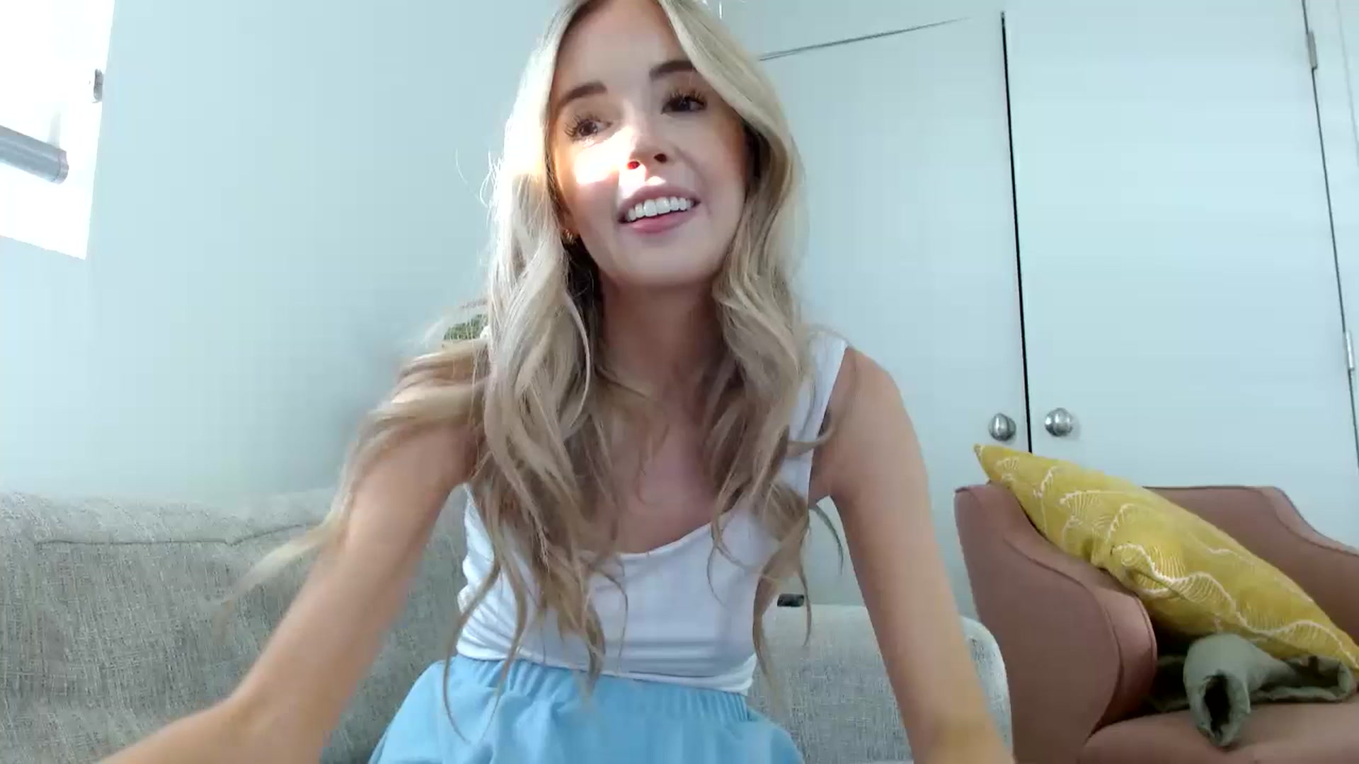 Gallery image thumbnail from Vegansoda's myfreecams stream on, 07/14/2023, 02:15 image 15 of 20