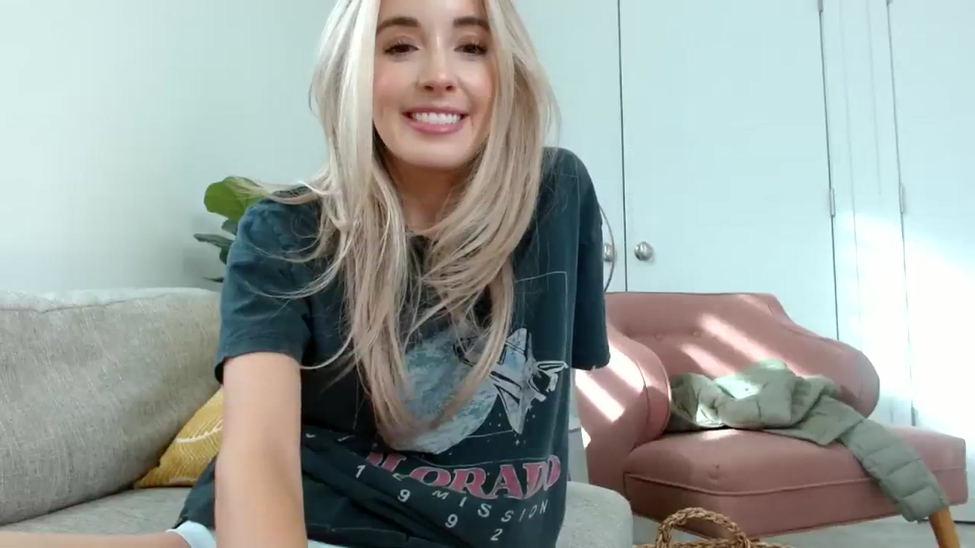 Gallery image thumbnail from Vegansoda's myfreecams stream on, 07/29/2023, 24:30 image 20 of 20