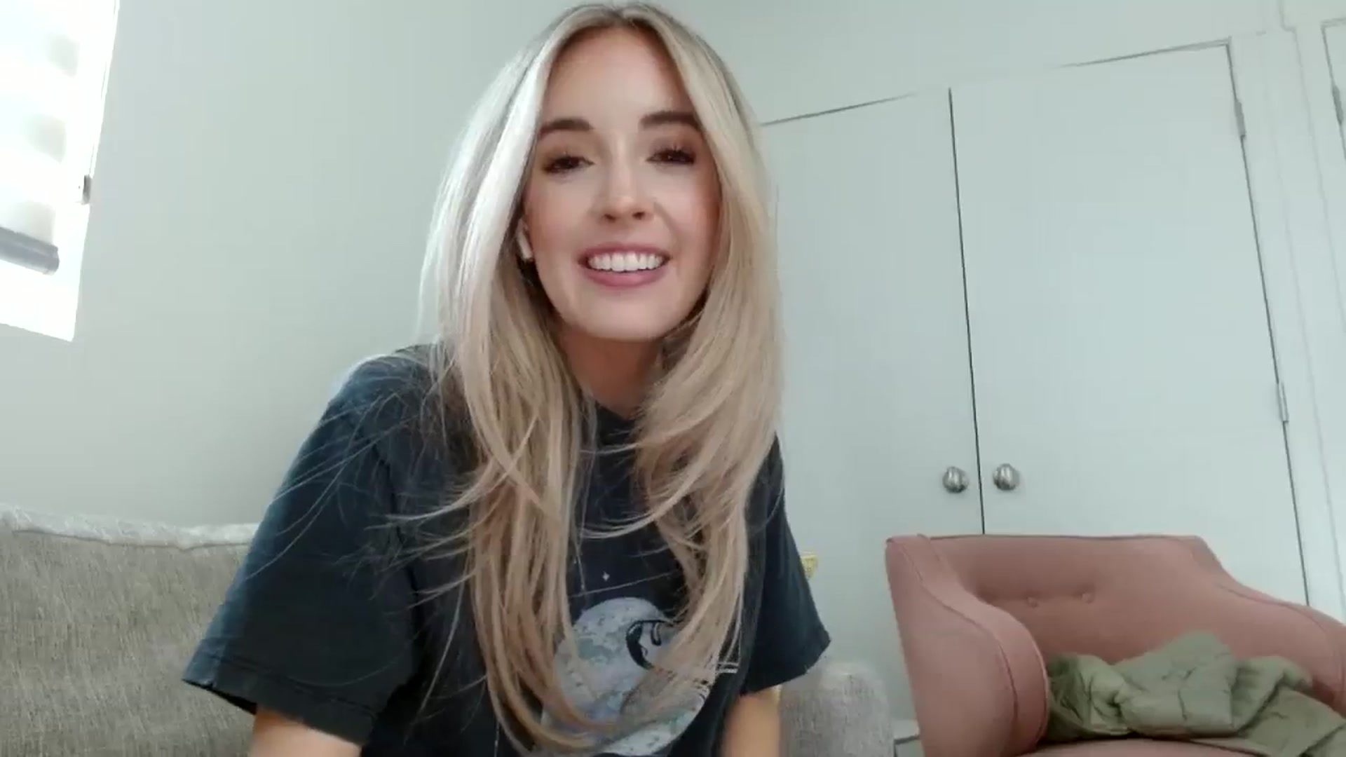 Gallery image thumbnail from Vegansoda's myfreecams stream on, 07/29/2023, 24:30 image 7 of 20