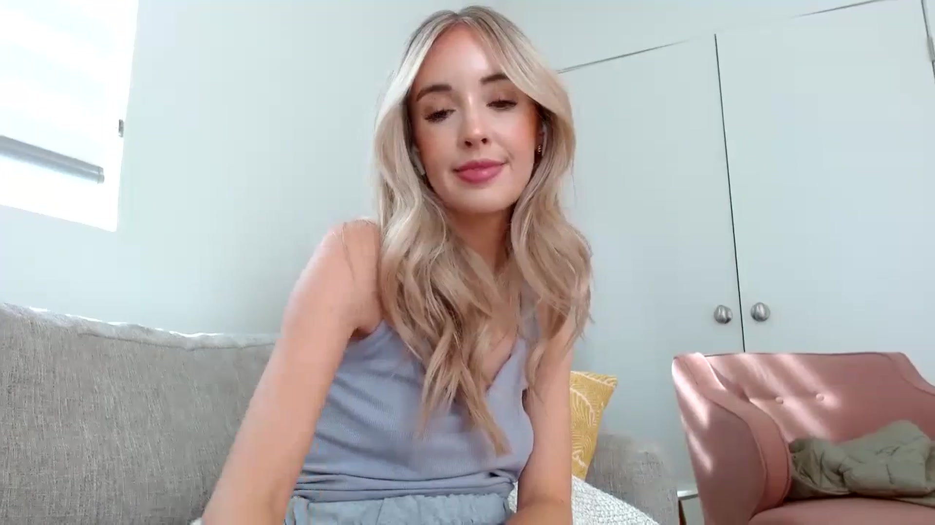 Gallery image thumbnail from Vegansoda's myfreecams stream on, 07/29/2023, 23:42 image 19 of 20