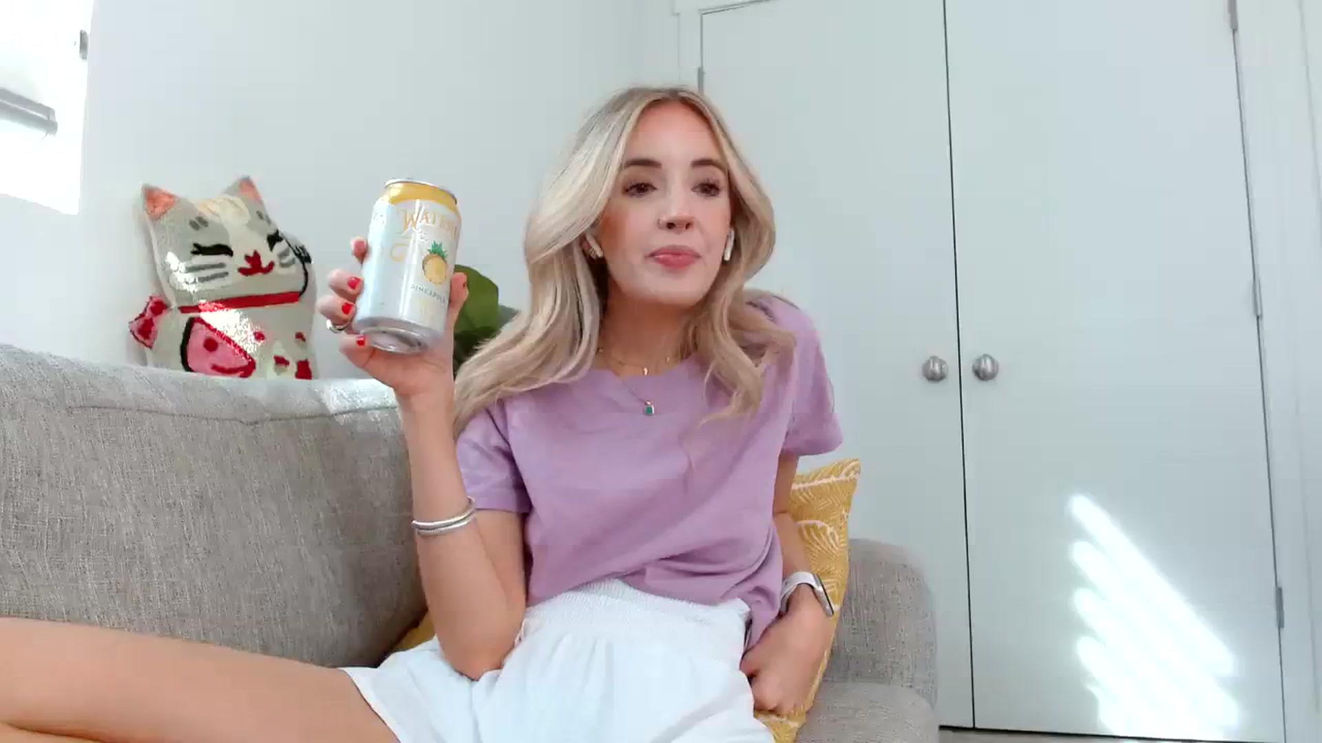 Gallery image thumbnail from Vegansoda's myfreecams stream on, 08/04/2023, 24:37 image 4 of 20