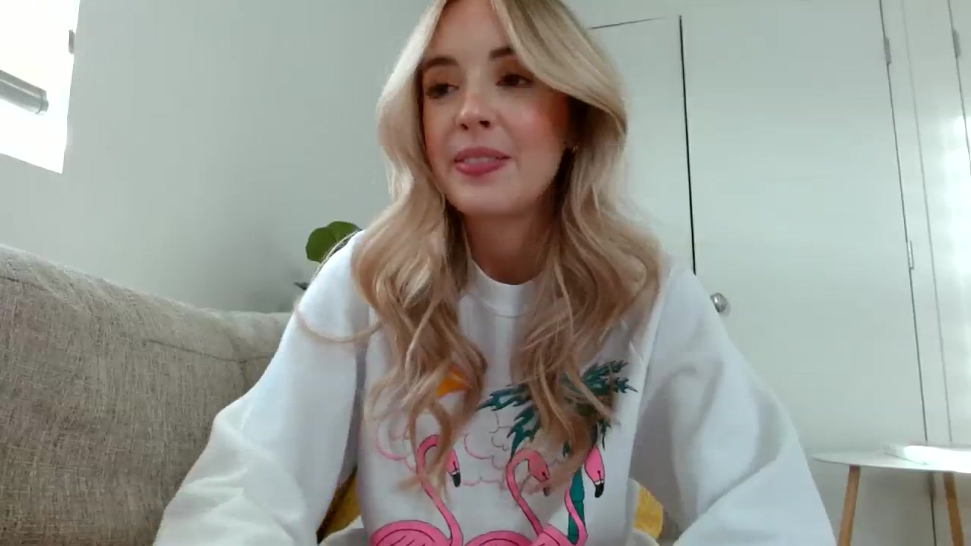 Gallery image thumbnail from Vegansoda's myfreecams stream on, 08/15/2023, 01:26 image 2 of 20