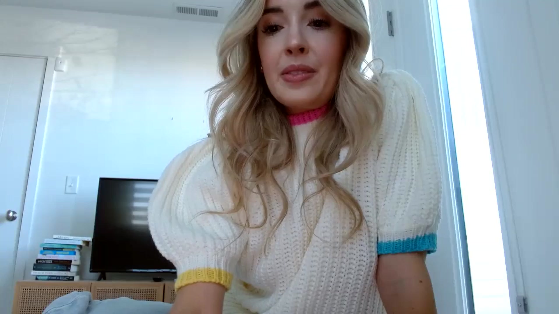 Gallery image thumbnail from Vegansoda's myfreecams stream on, 12/05/2023, 21:15 image 20 of 20