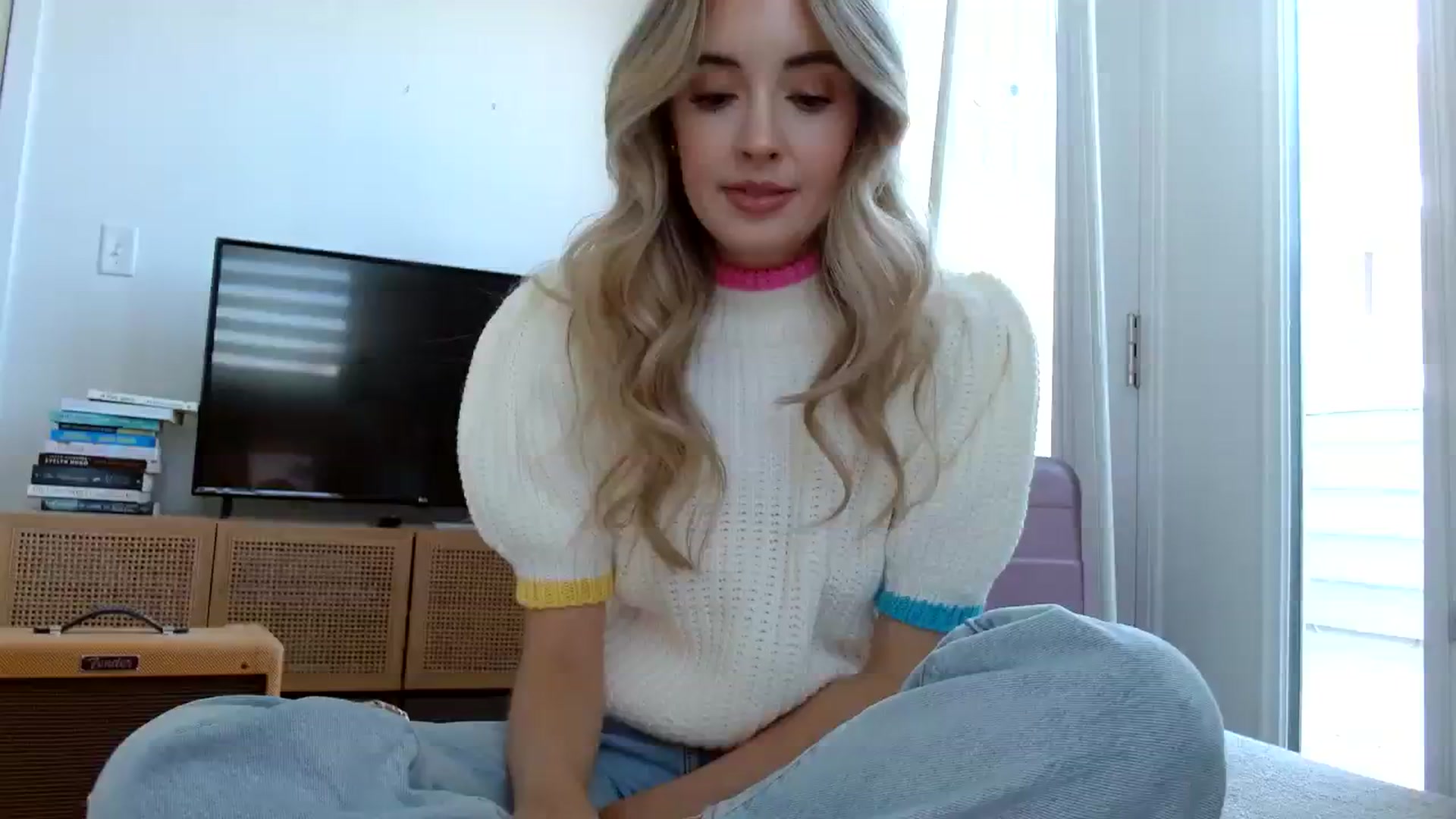 Gallery image thumbnail from Vegansoda's myfreecams stream on, 12/05/2023, 21:15 image 4 of 20