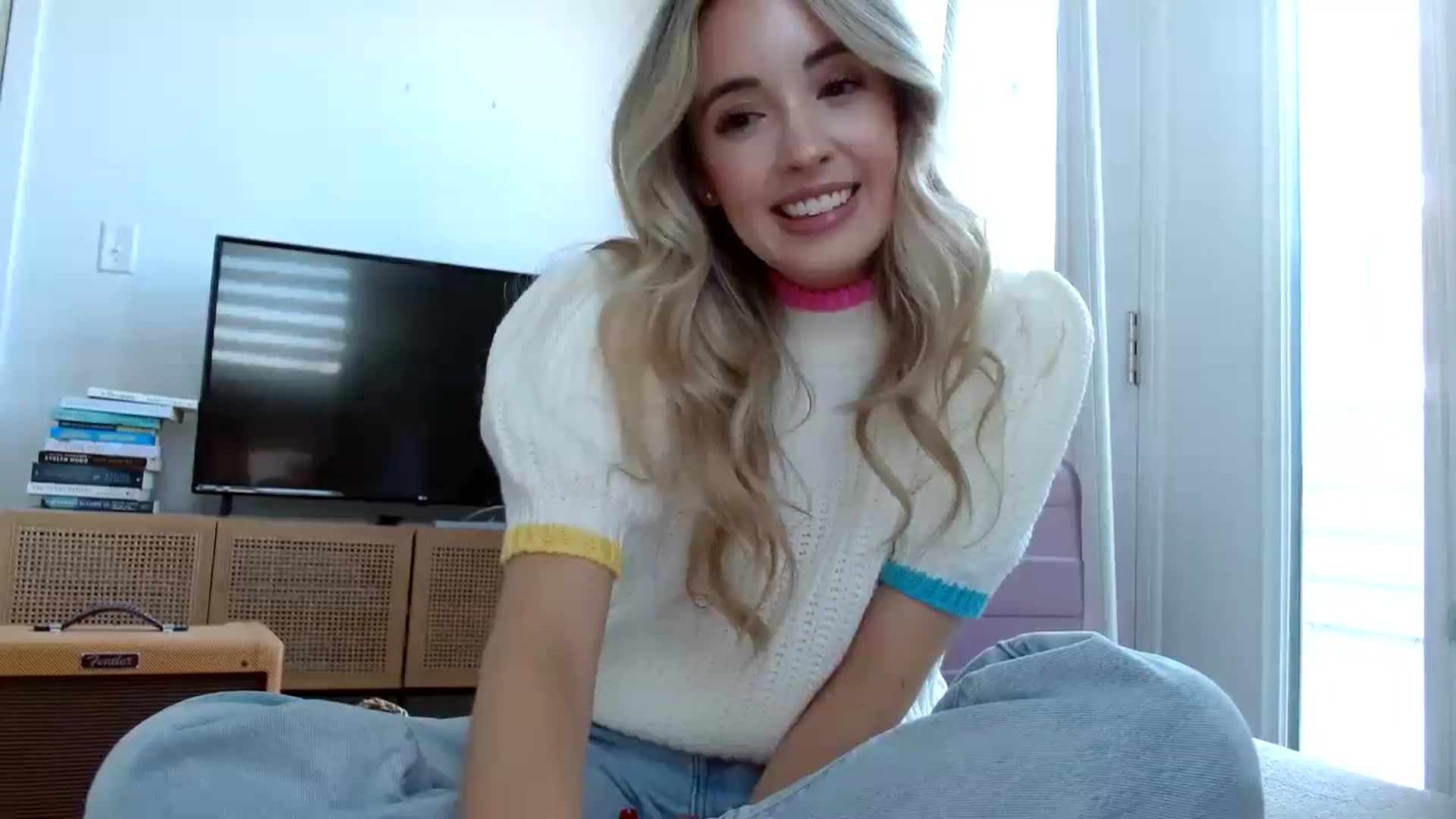 Gallery image thumbnail from Vegansoda's myfreecams stream on, 12/05/2023, 21:15 image 6 of 20