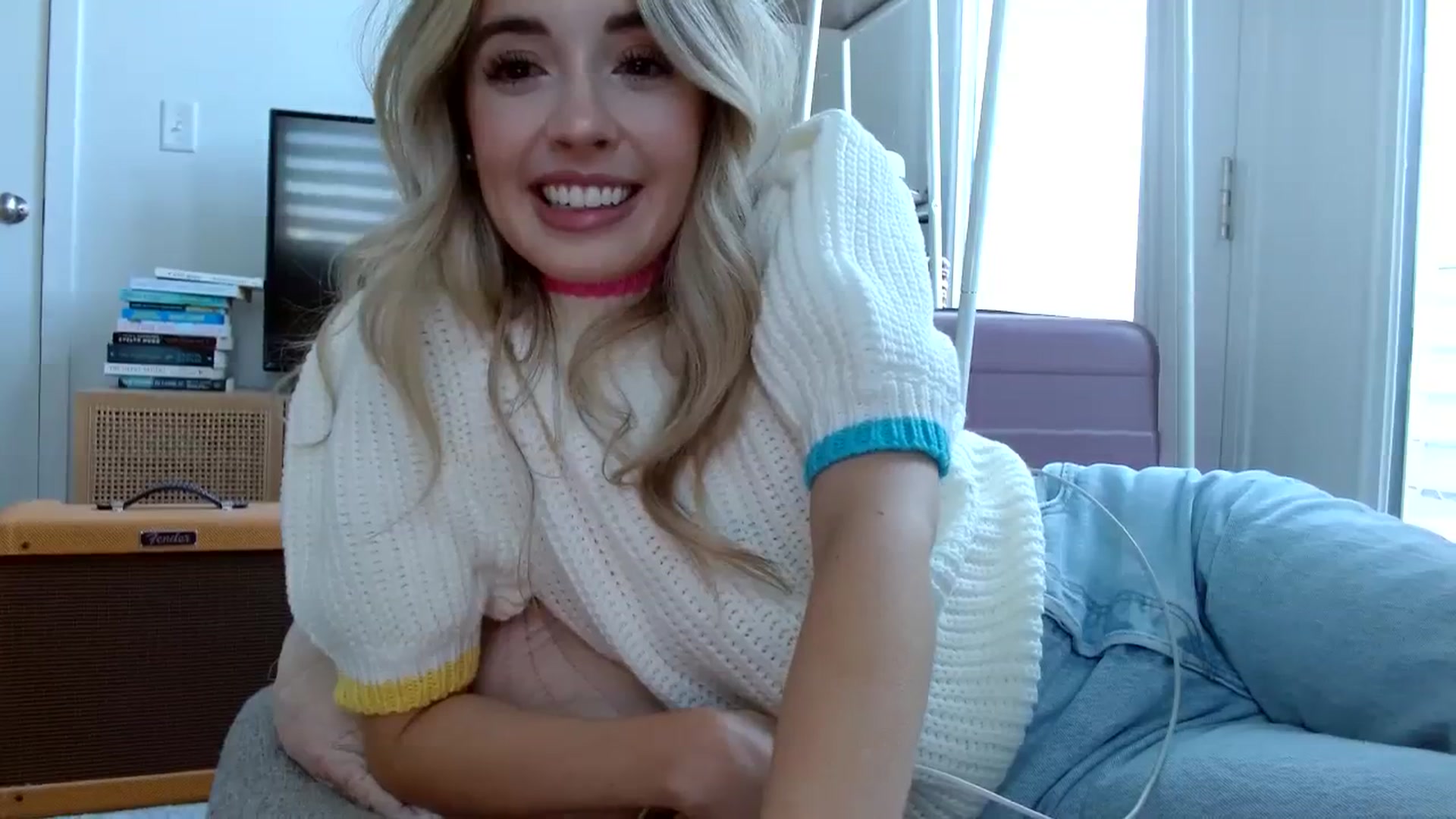 Gallery image thumbnail from Vegansoda's myfreecams stream on, 12/05/2023, 21:15 image 16 of 20