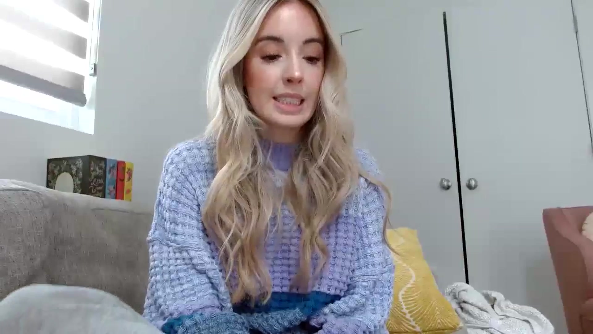 Gallery image thumbnail from Vegansoda's myfreecams stream on, 01/20/2024, 21:12 image 7 of 20