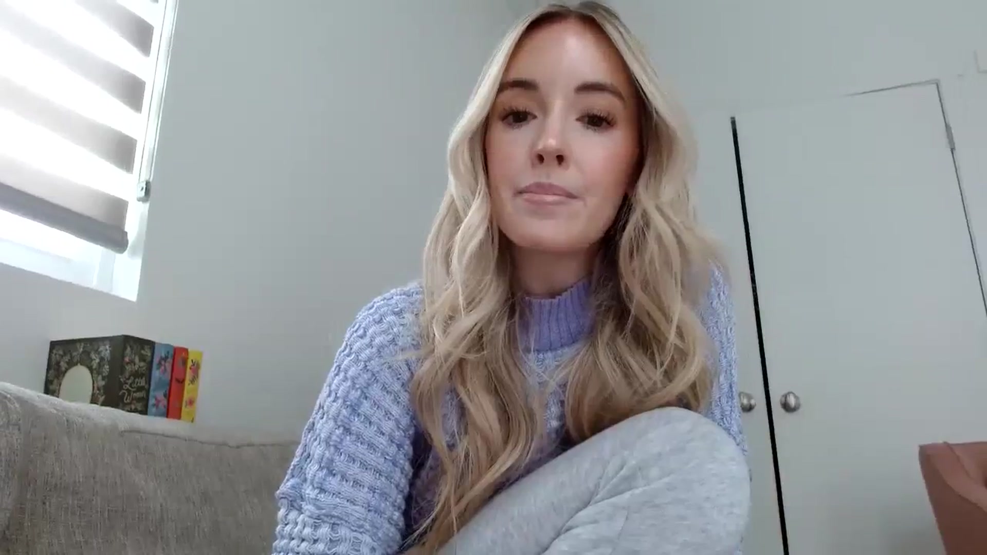 Gallery image thumbnail from Vegansoda's myfreecams stream on, 01/20/2024, 21:12 image 15 of 20