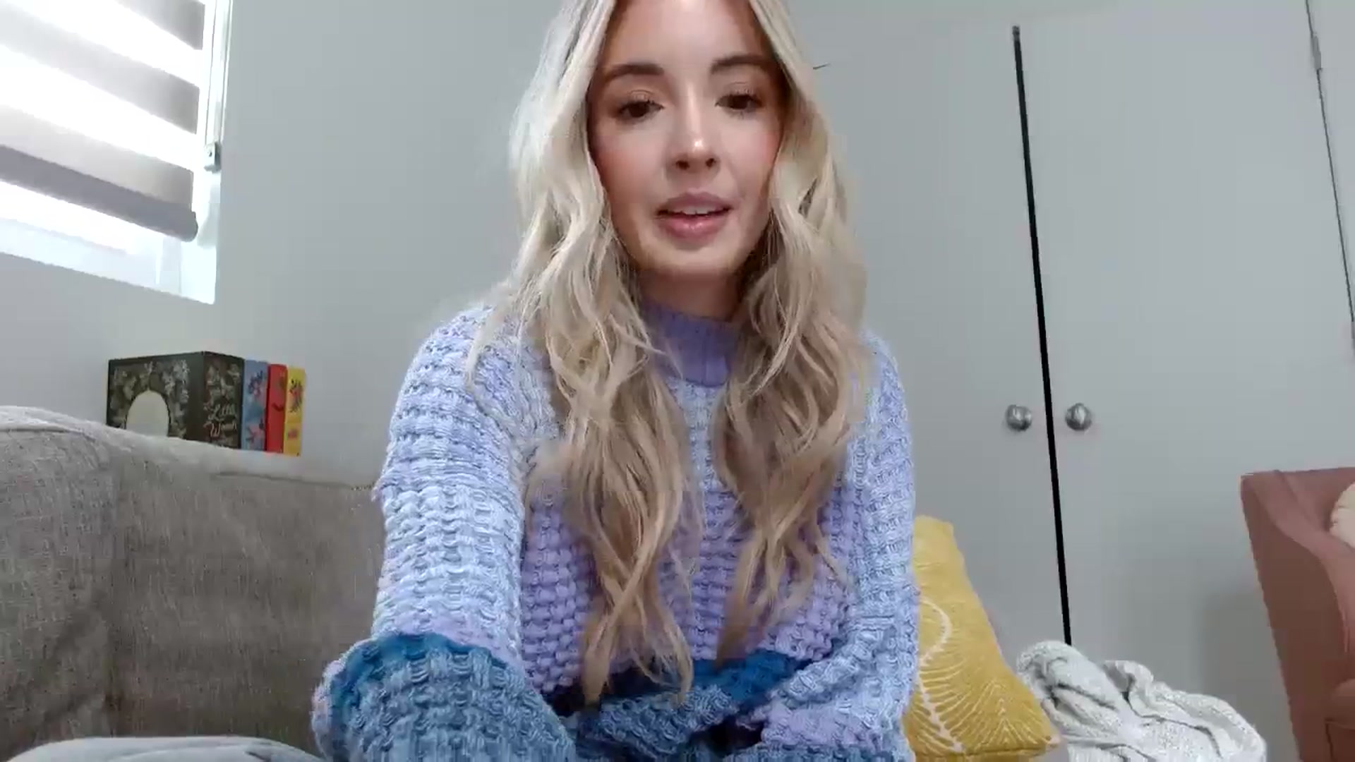 Gallery image thumbnail from Vegansoda's myfreecams stream on, 01/20/2024, 21:12 image 6 of 20
