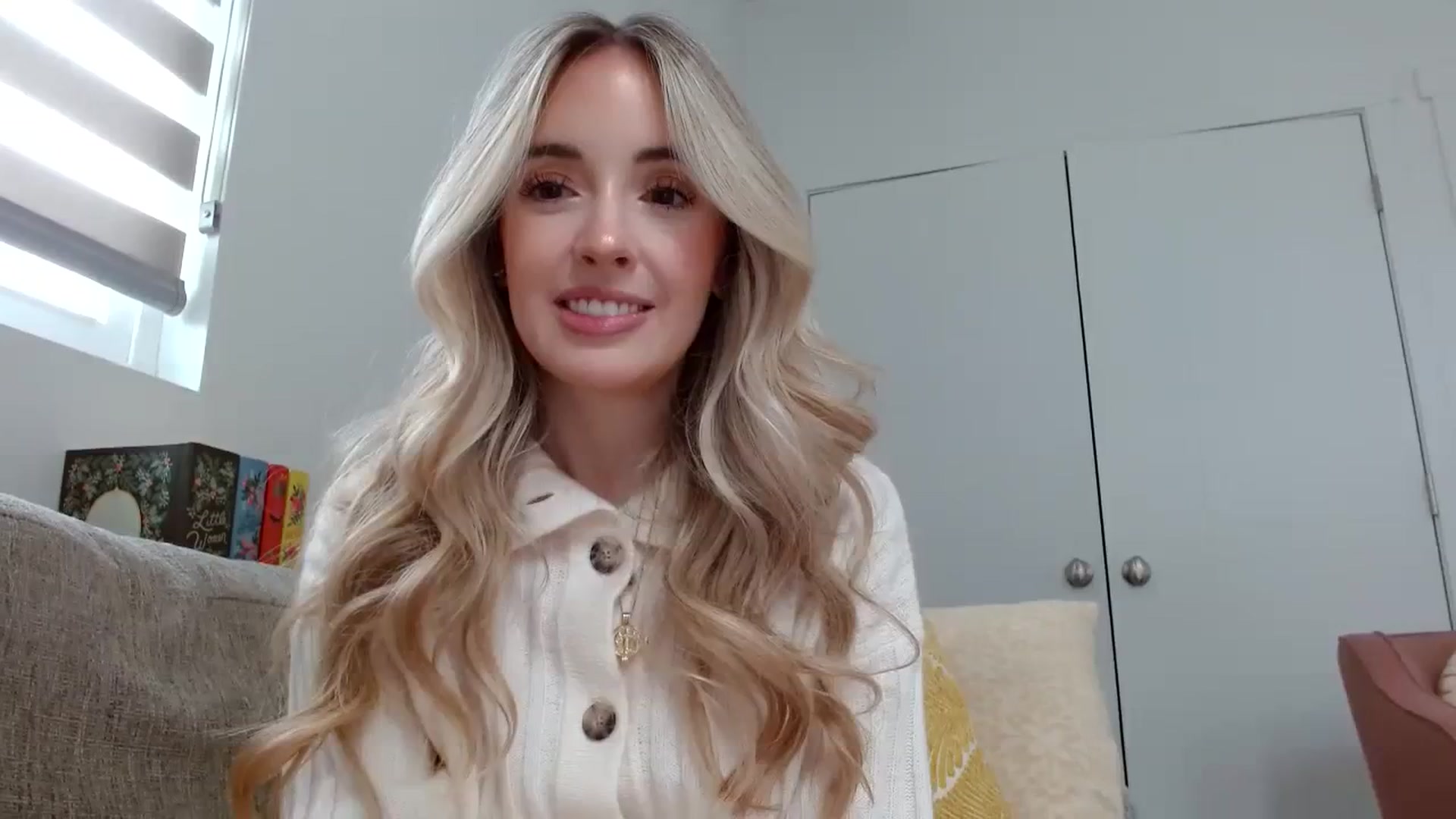 Gallery image thumbnail from Vegansoda's myfreecams stream on, 02/01/2024, 20:30 image 1 of 20