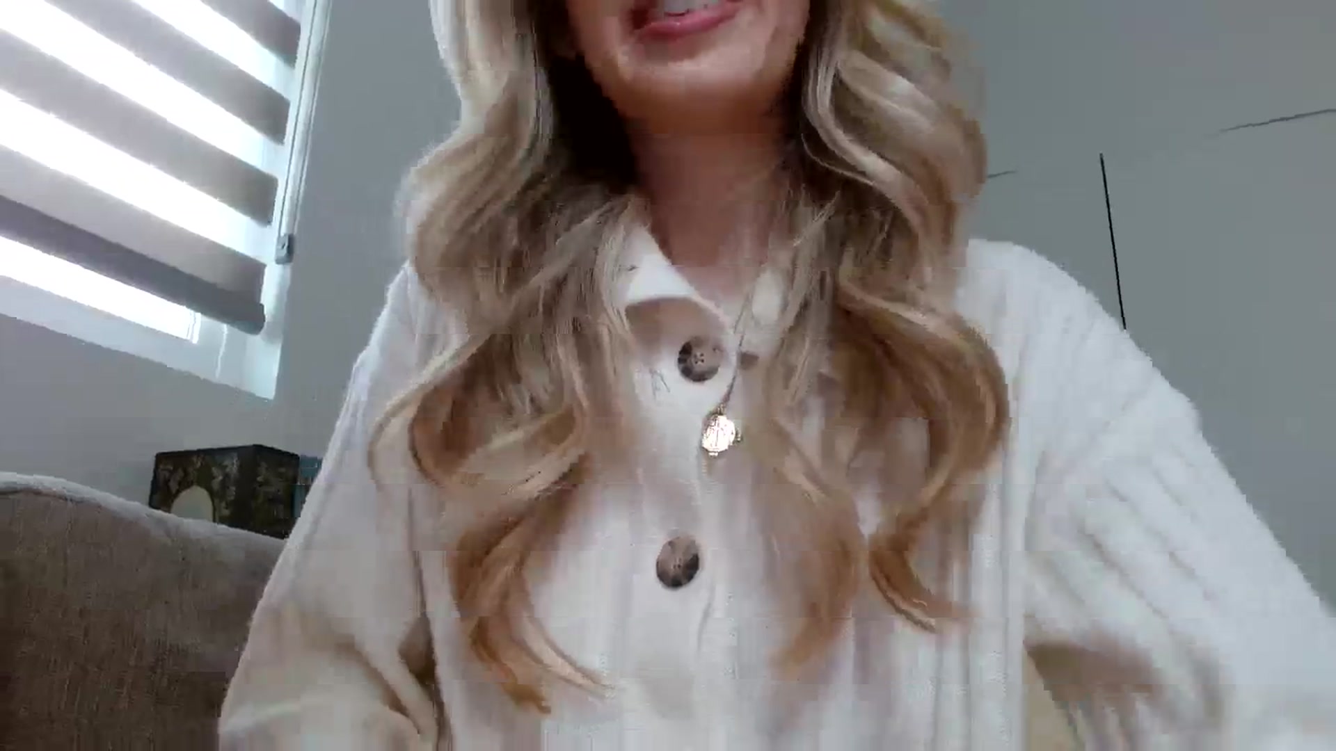 Gallery image thumbnail from Vegansoda's myfreecams stream on, 02/01/2024, 20:30 image 10 of 20