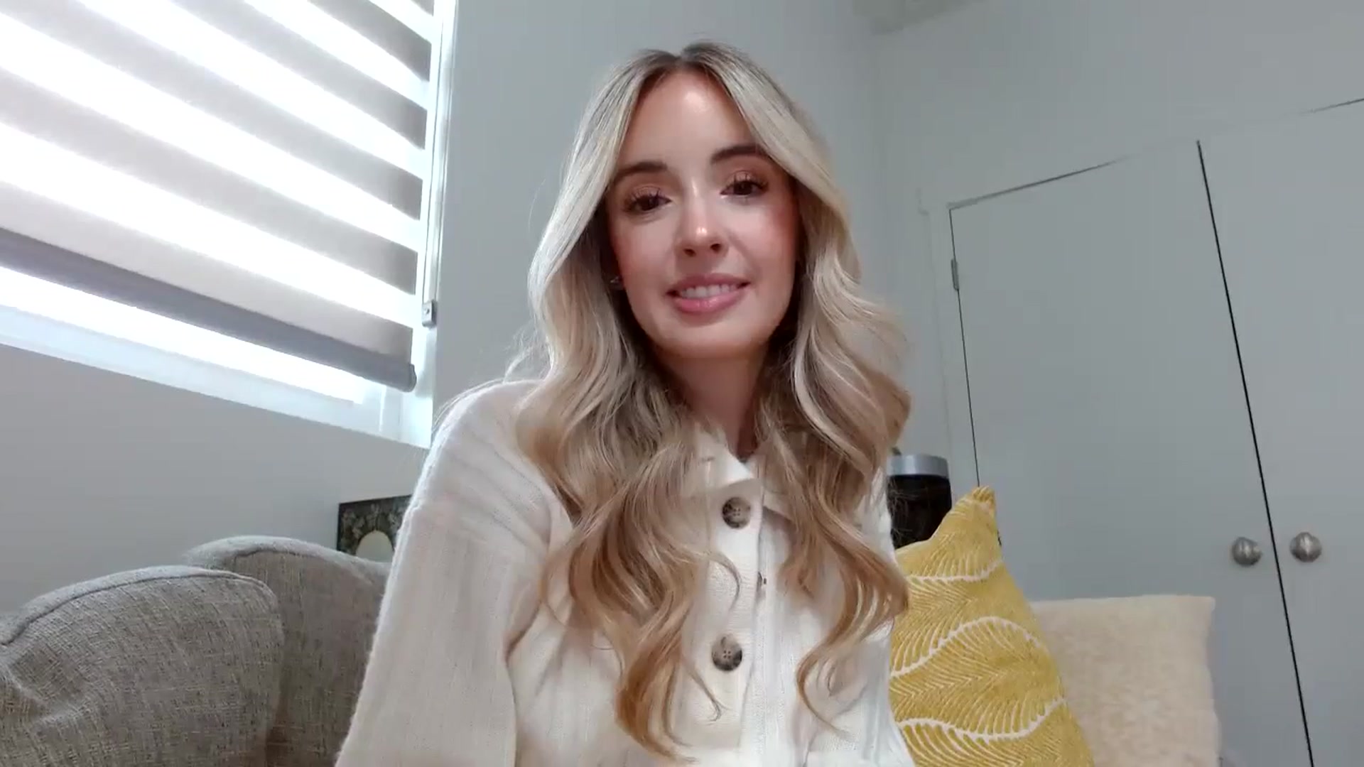 Gallery image thumbnail from Vegansoda's myfreecams stream on, 02/01/2024, 20:30 image 3 of 20