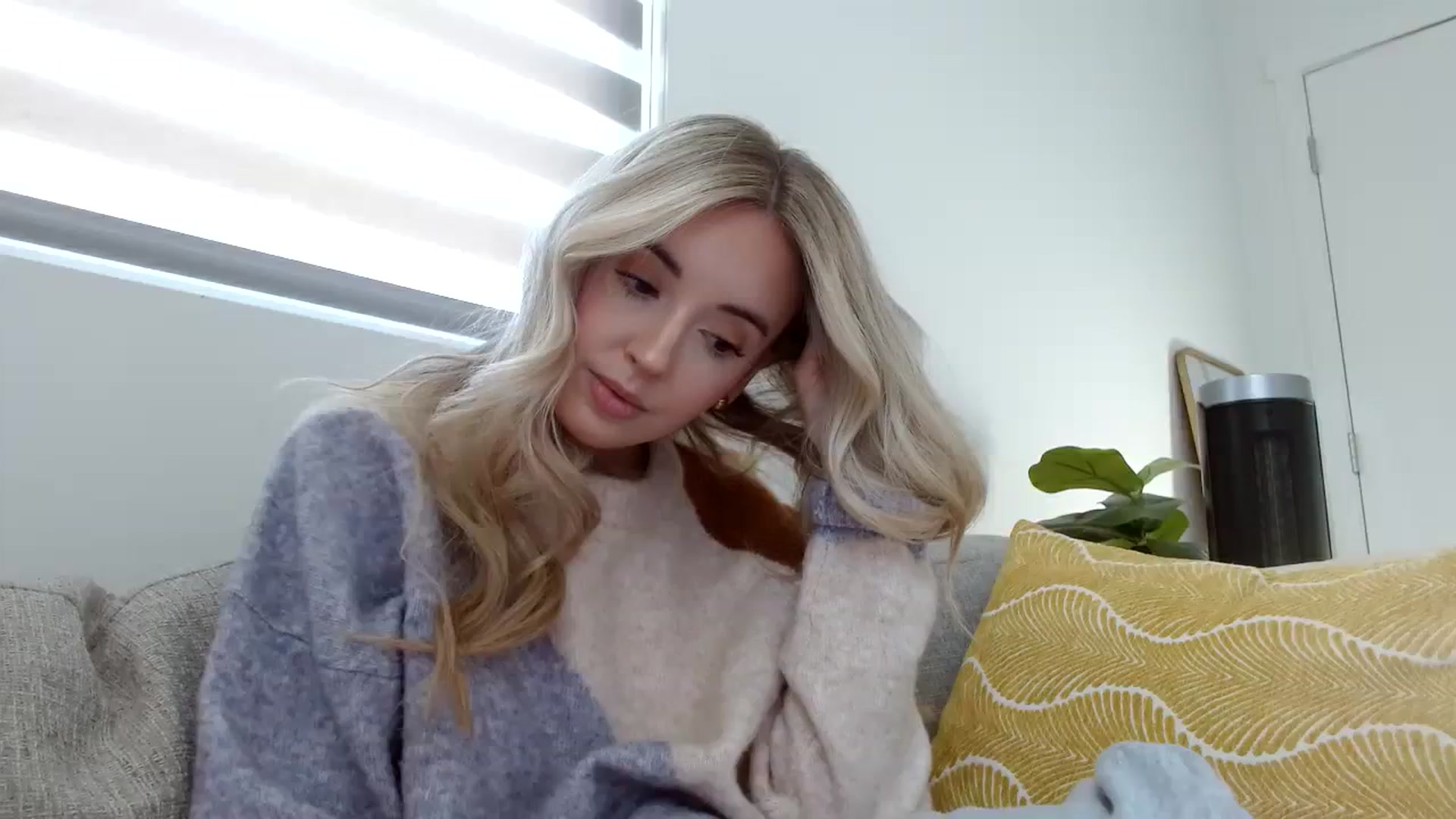 Gallery image thumbnail from Vegansoda's myfreecams stream on, 02/10/2024, 22:22 image 20 of 20