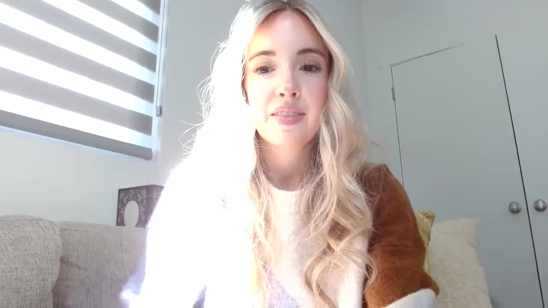Gallery image thumbnail from Vegansoda's myfreecams stream on, 02/10/2024, 22:22 image 3 of 20