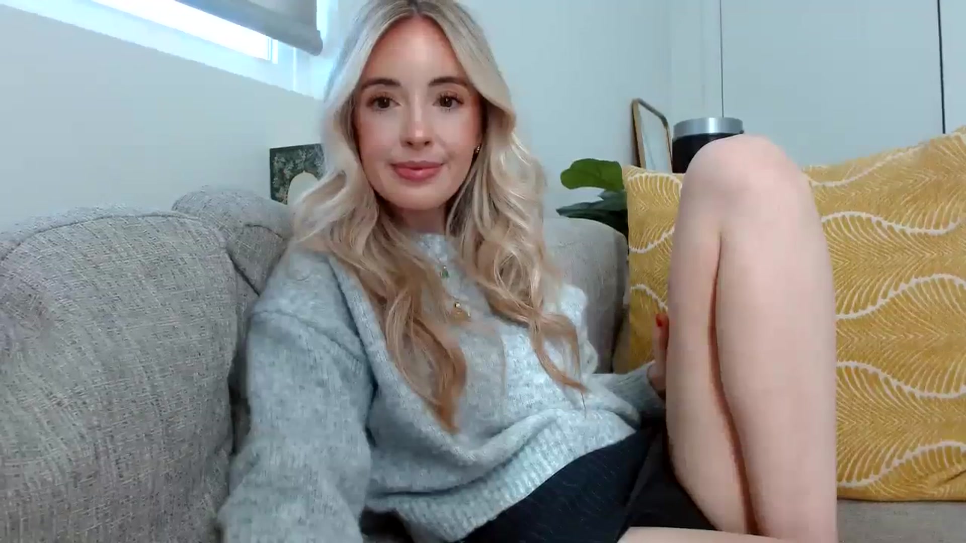 Gallery image thumbnail from Vegansoda's myfreecams stream on, 02/11/2024, 20:56 image 4 of 20