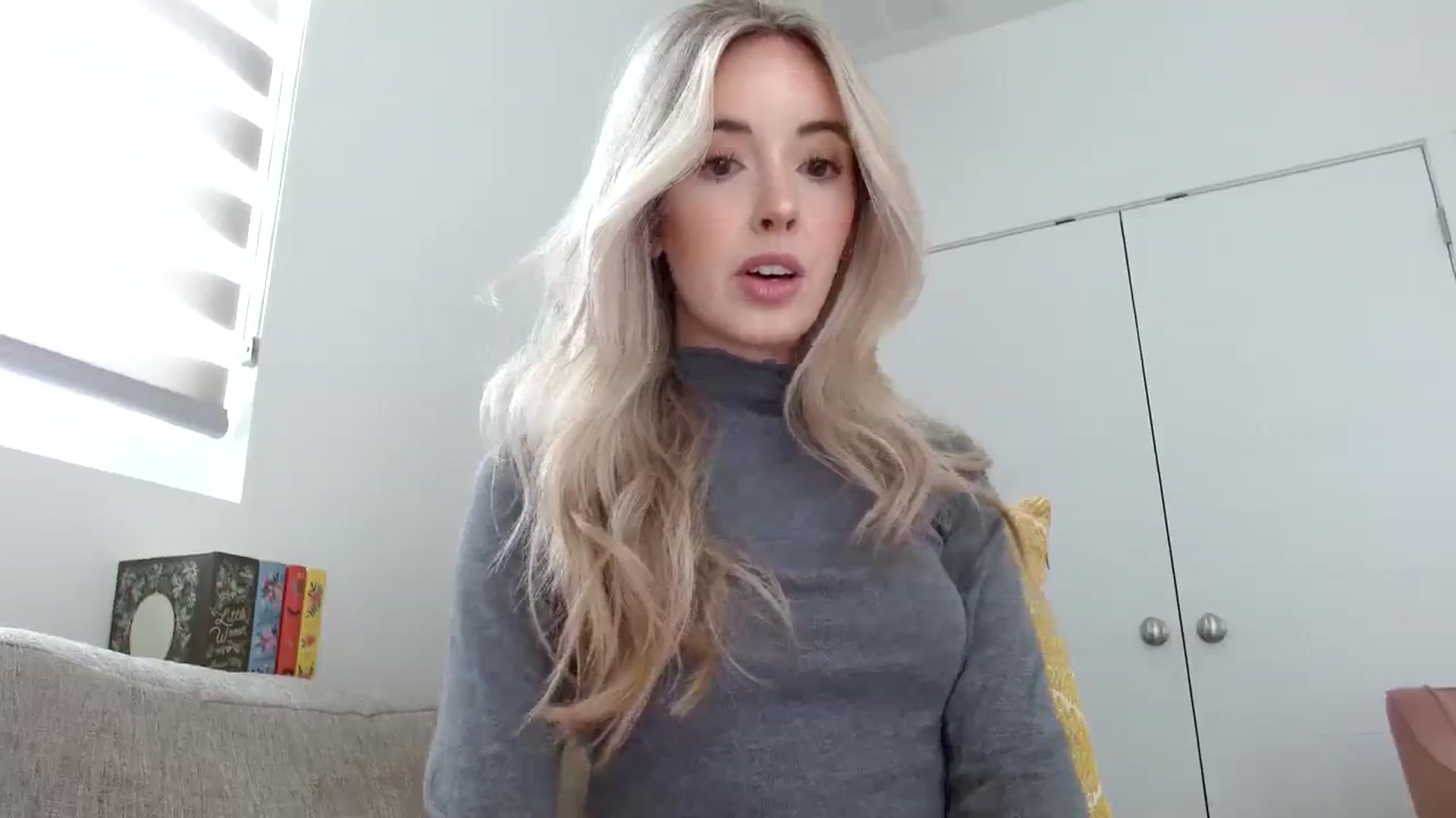 Gallery image thumbnail from Vegansoda's myfreecams stream on, 02/16/2024, 20:02 image 8 of 20