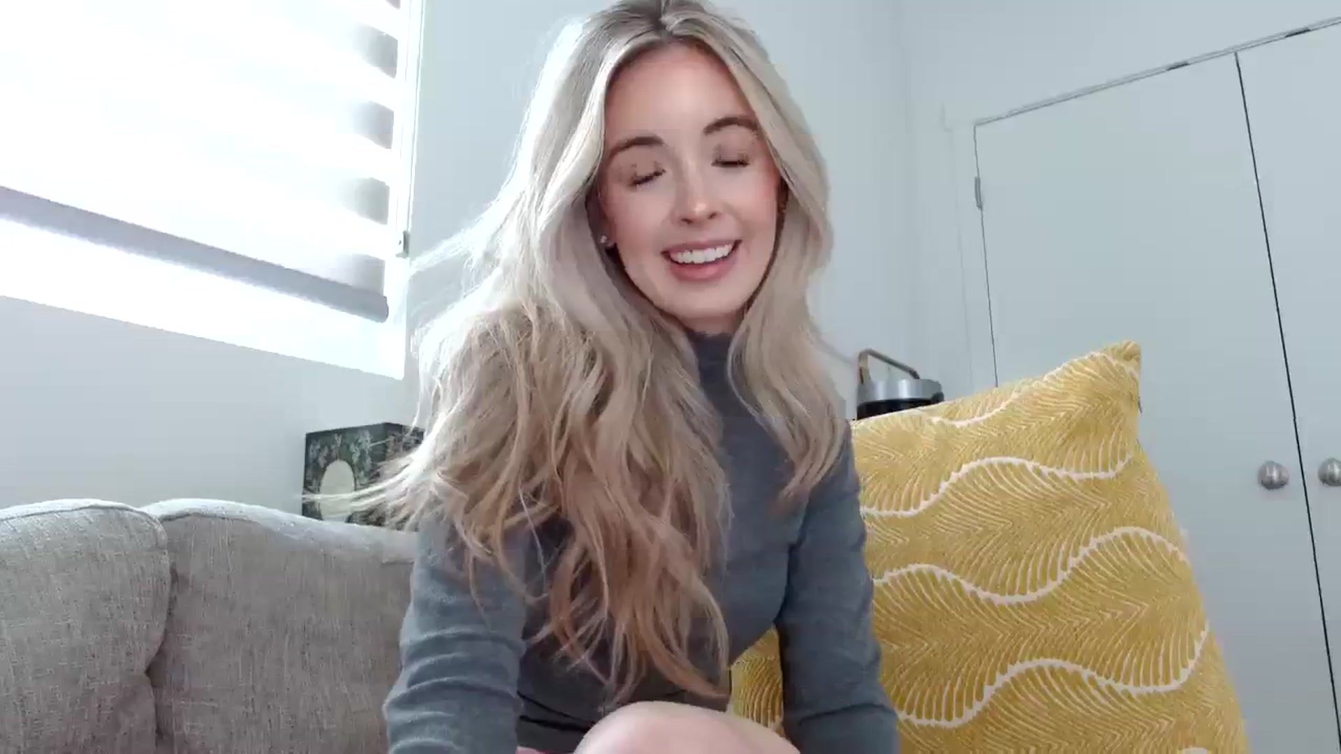 Gallery image thumbnail from Vegansoda's myfreecams stream on, 02/16/2024, 20:02 image 5 of 20