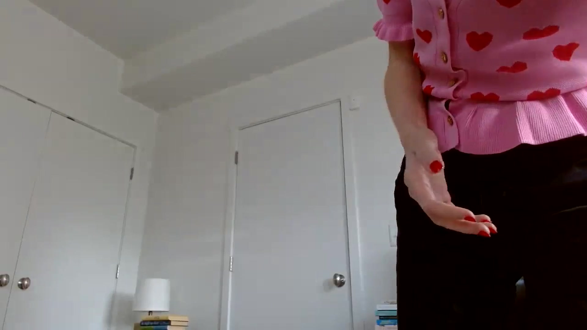 Gallery image thumbnail from Vegansoda's myfreecams stream on, 02/19/2024, 19:30 image 12 of 20