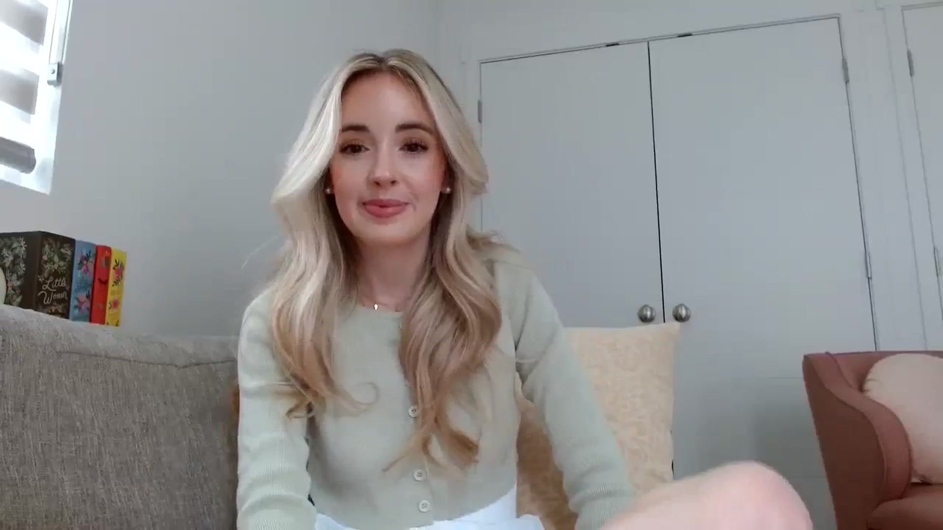 Gallery image thumbnail from Vegansoda's myfreecams stream on, 02/21/2024, 21:30 image 12 of 20