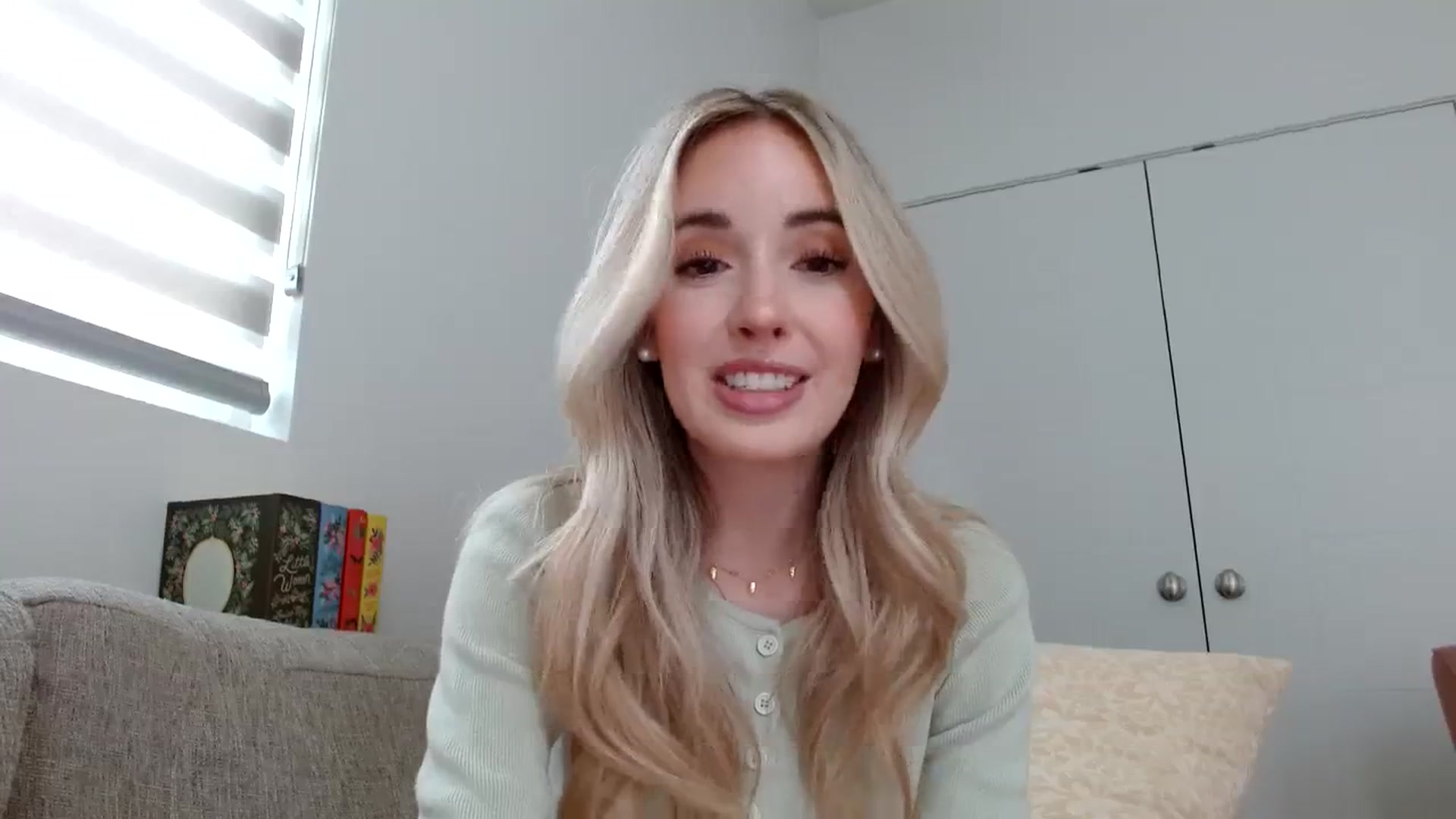 Gallery image thumbnail from Vegansoda's myfreecams stream on, 02/21/2024, 22:19 image 20 of 20